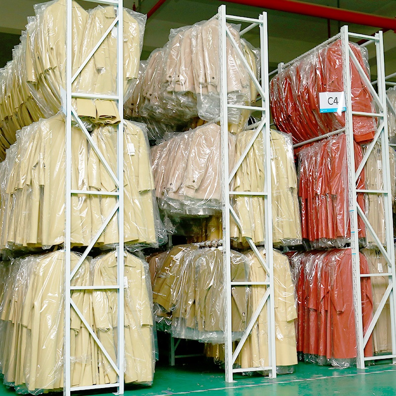 Shanghai Wholesale Multi-Level Steel Powder Coated Warehouse Rack with Corrosion Protection Hanging Cloth Support