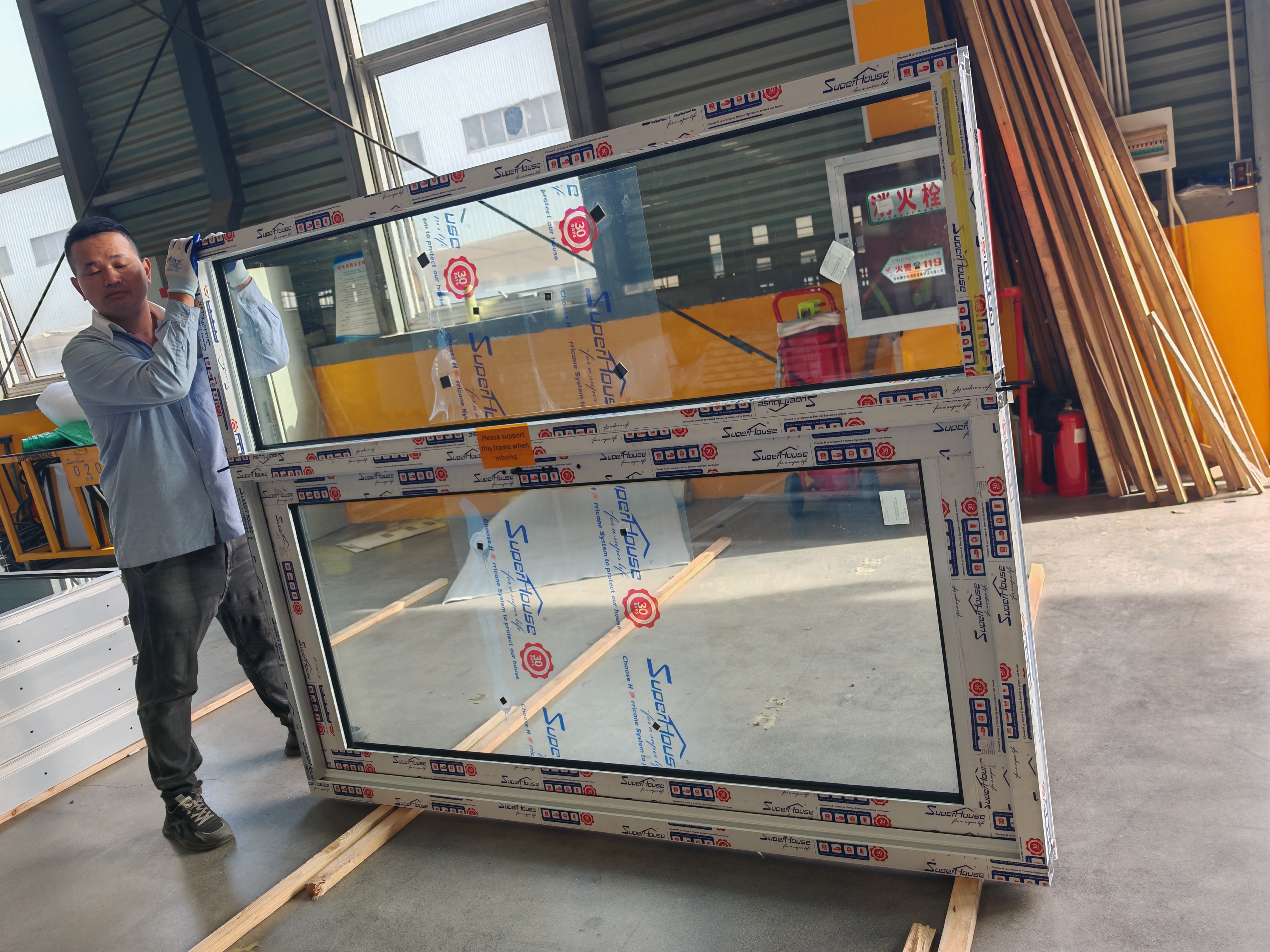 Bulk Wholesale Customization of Aluminum Alloy Clear/frosted Tempered Glass Swing Doors