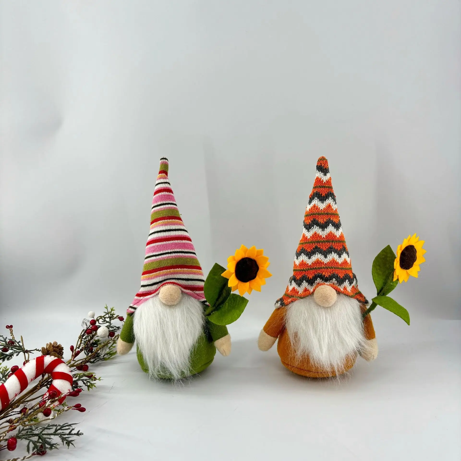Xmas Gnome Set Detail View