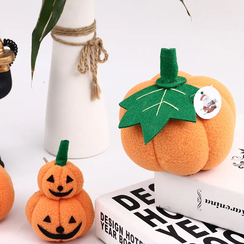 Wholesale Pumpkins for Halloween Decorations, Indoor Ornaments, Party Supplies with Multiple Sizes Manufacturers, Supplier