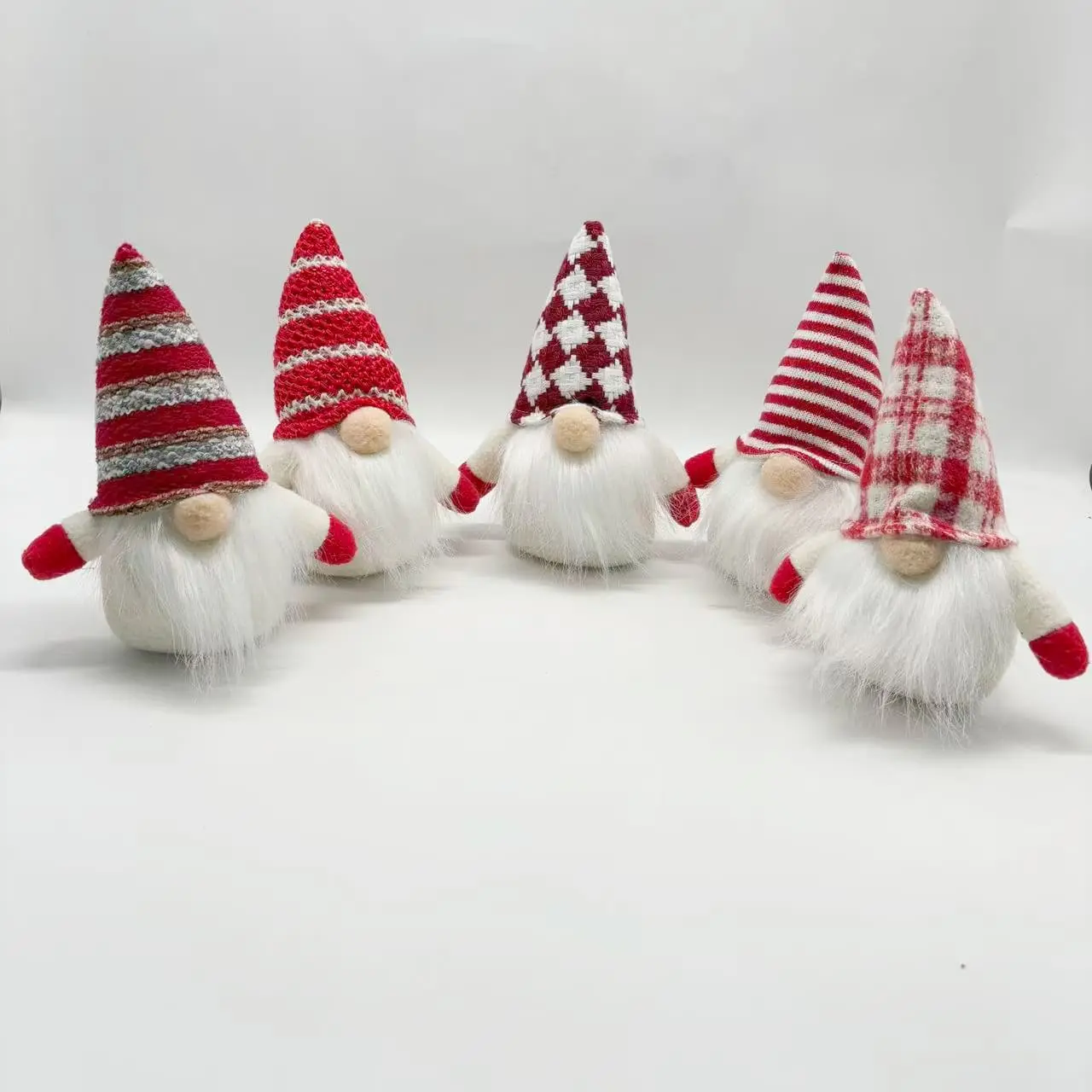 Wholesale 5-Pack Red & White Christmas Gnome Set | Festive Tomte Decor Suppliers, Factories