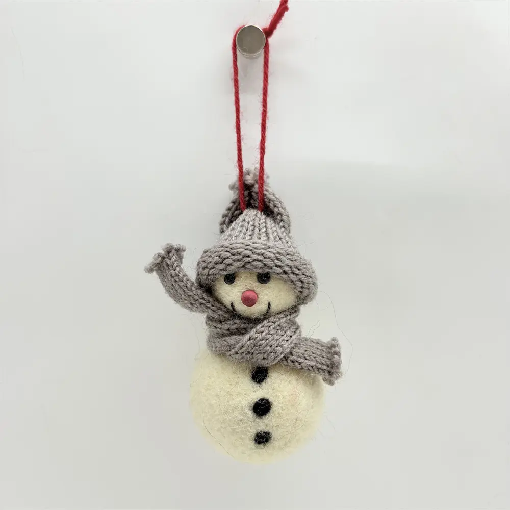 China Cute Woollen Christmas Snowman Plush Ornaments: Festive Hanging Decor Set Supplier, Factories