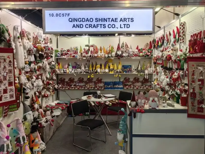 Shintae global market — crafts and holiday decorations for worldwide buyers