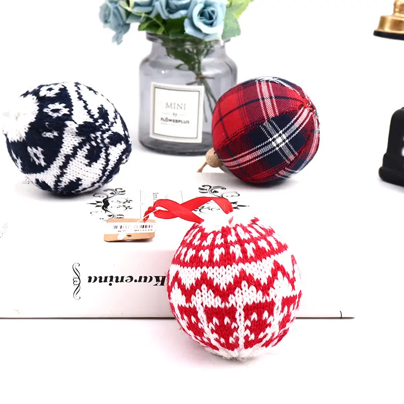 Wholesale Cozy Knitted Christmas Baubles: Assorted Festive Patterns- Hanging Ornaments for Christmas Trees Manufacturer, Factory