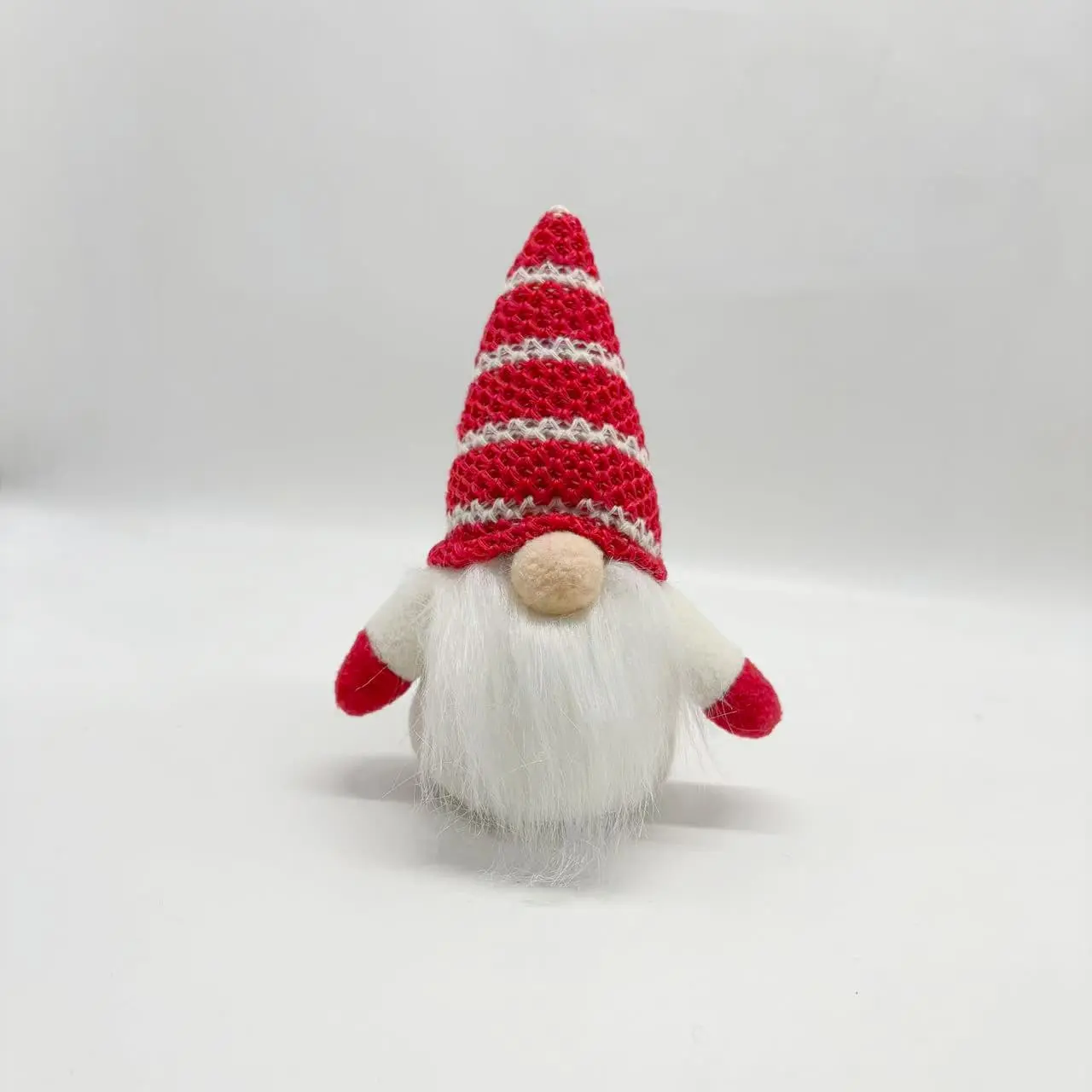 Wholesale 5-Pack Red & White Christmas Gnome Set | Festive Tomte Decor Suppliers, Factories