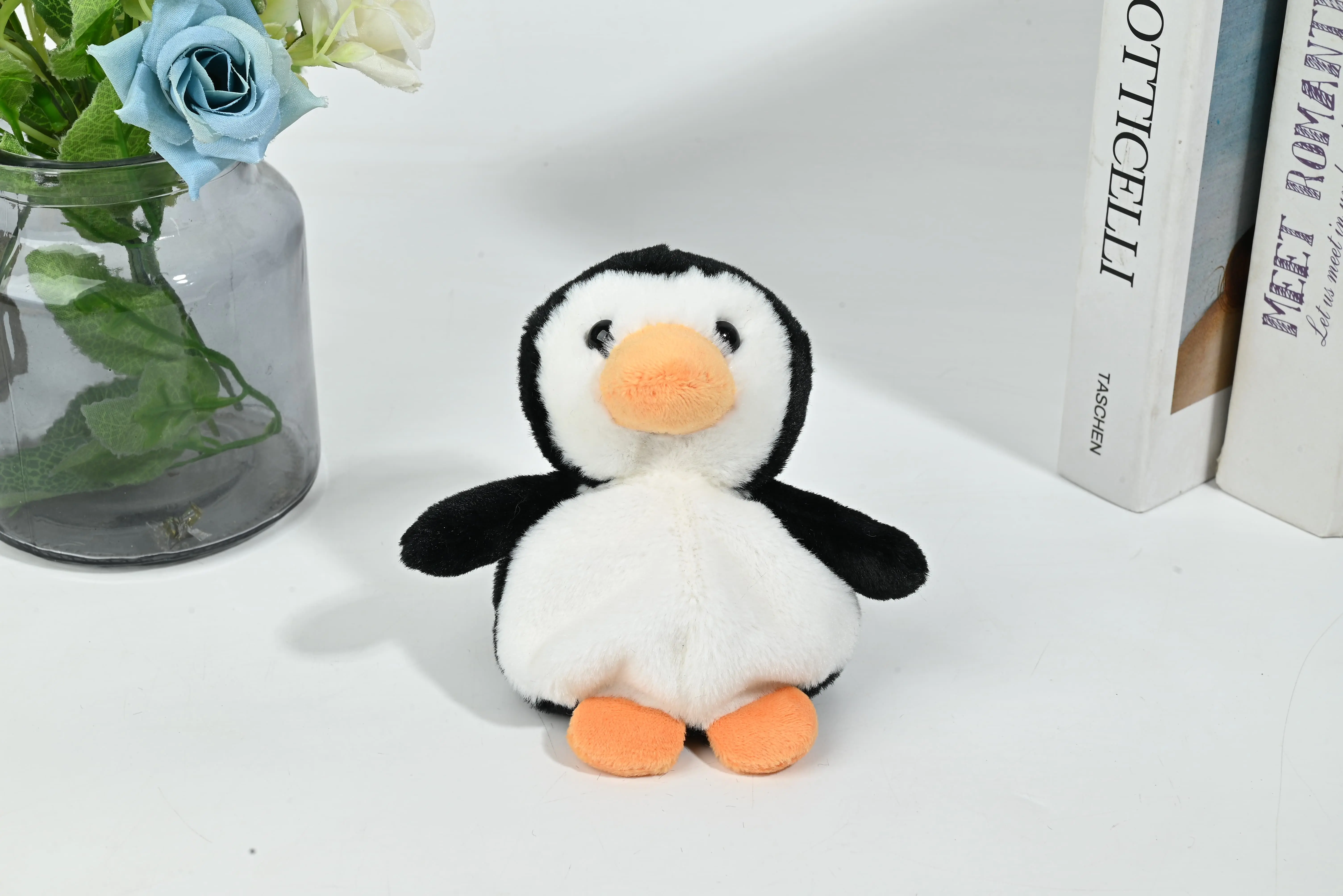 Wholesale 8-Pack Mini Plush Animal Keychain Set - Portable Stuffed Charms for Bags & Gifts Manufacturers, Supplier