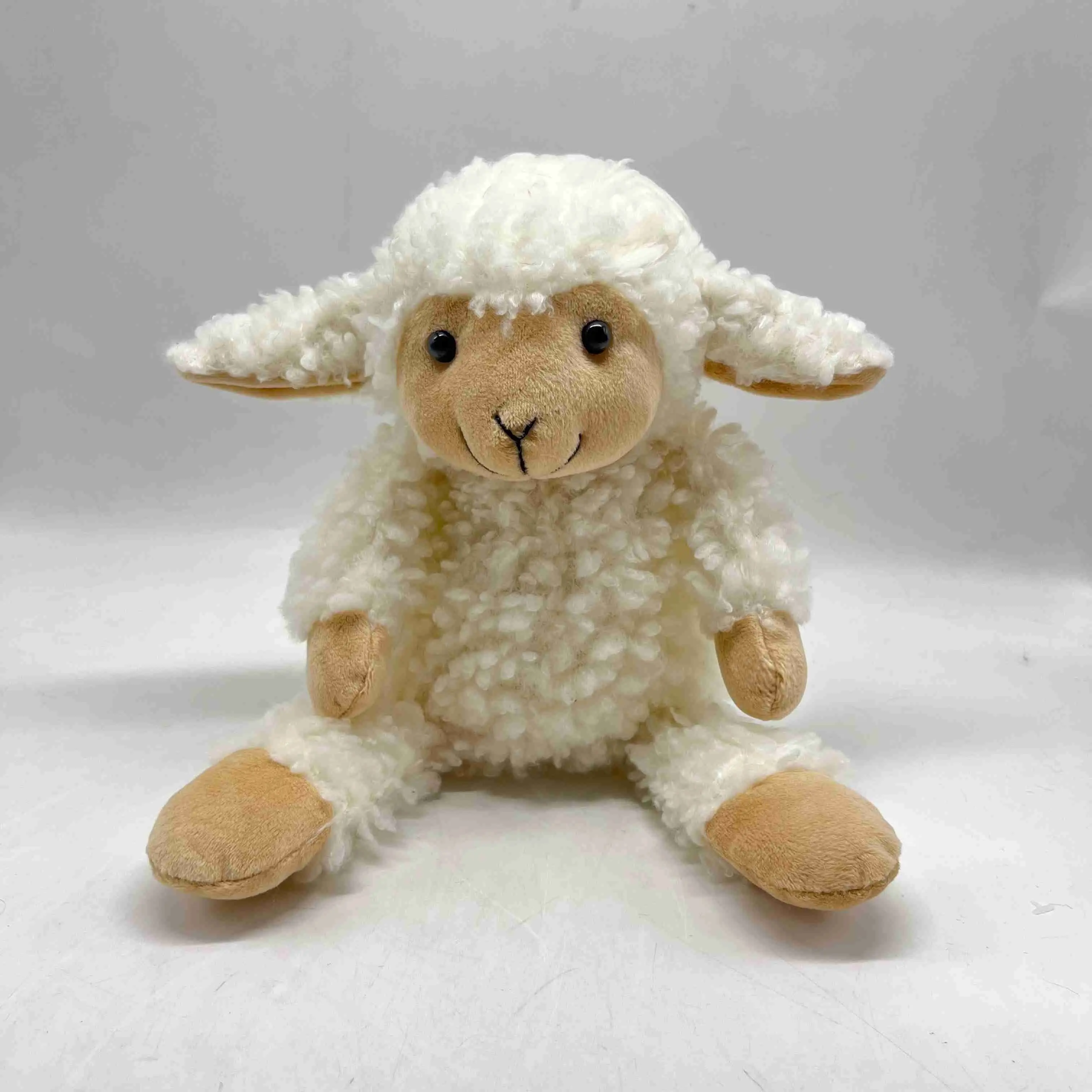 China Super Cute Sitting Sheep Plush Toys in Three Colors, Soft & Cuddly Stuffed Animals Supplier, Factories