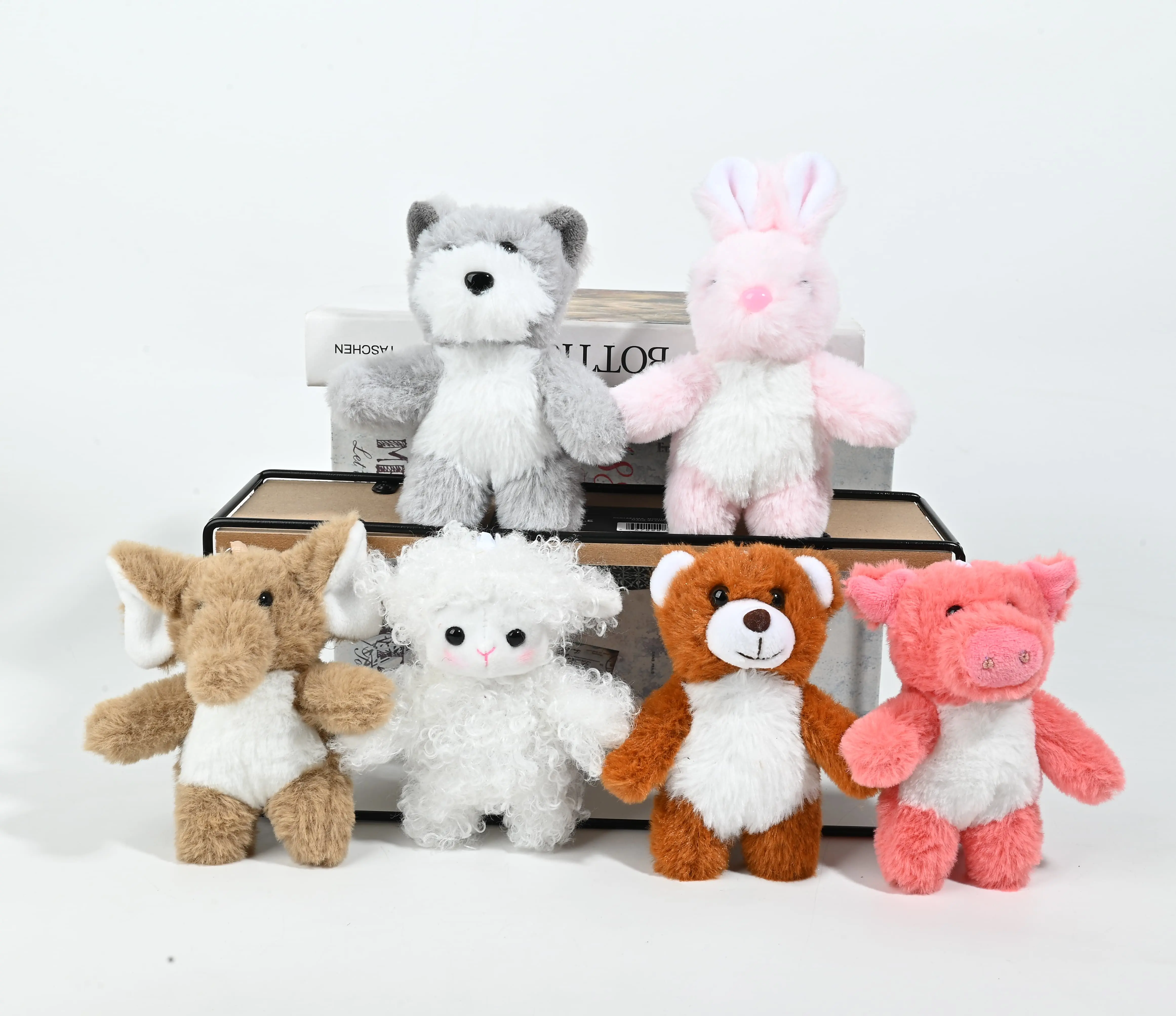 Wholesale Fan-Favorite Mini Fluffy Plush Animal Keychain Set - 6-Pack Pocket-Sized Cuddly Charms for Bags & Gifts Manufacturer, Manufacturers
