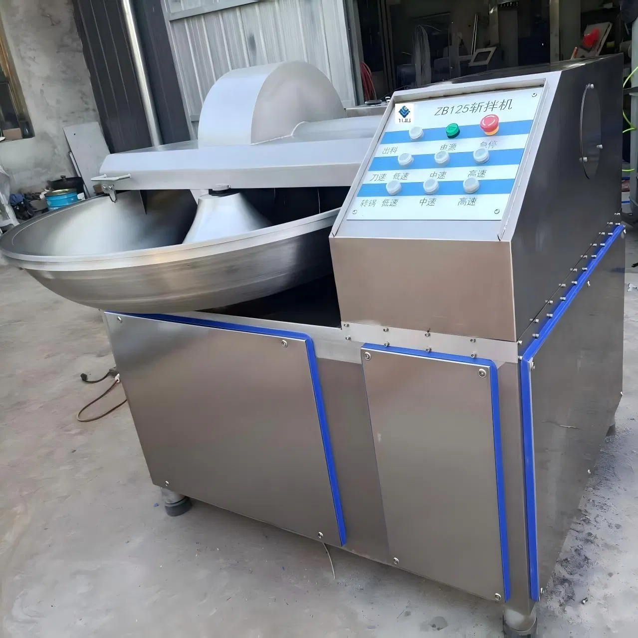Moedor de Carne a Vácuo Industrial Durável para Moagem em Lotes Grandes