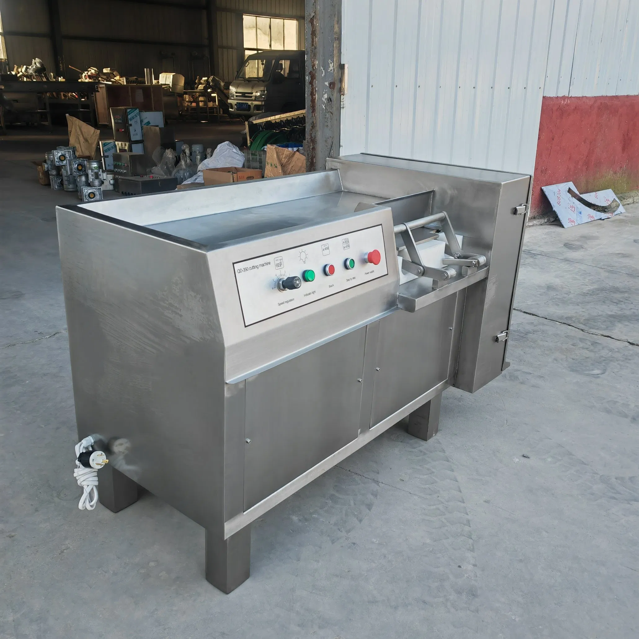 Máquina de Dicing de Frango, Pato e Carne Bovina em Aço Inoxidável Industrial, Máquina de Dicing de Carne Cozida, Máquina de Corte de Carne Totalmente Automática