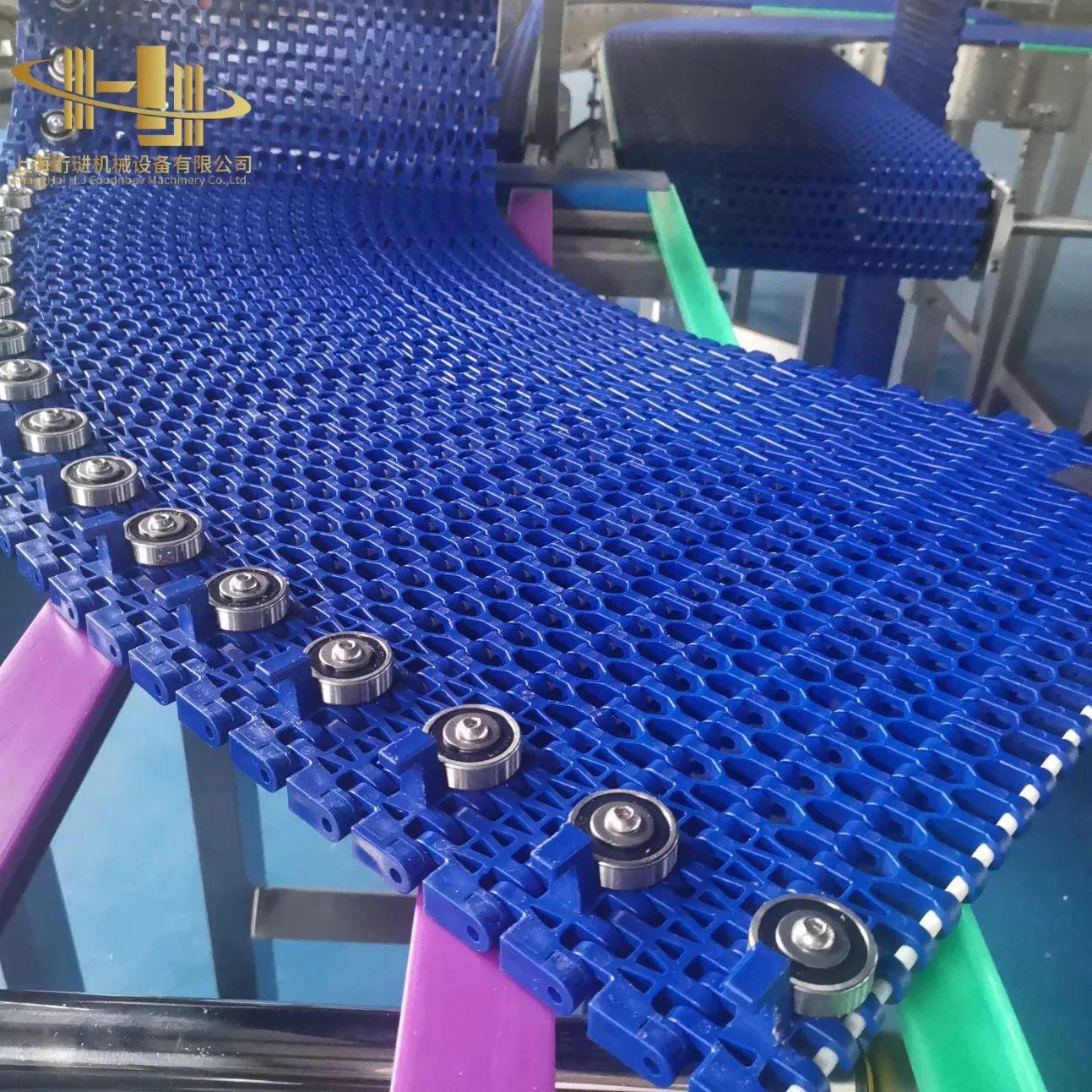 Sistema de Transporte de Garrafas de Bebidas Automático para Transferência de Água Engarrafada