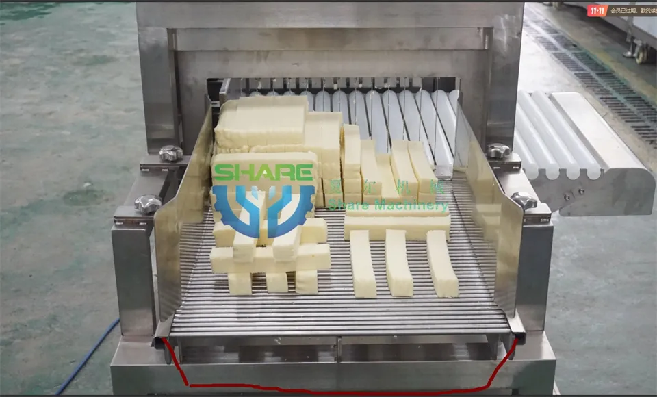 Processo de Corte de Queijo em Cubos