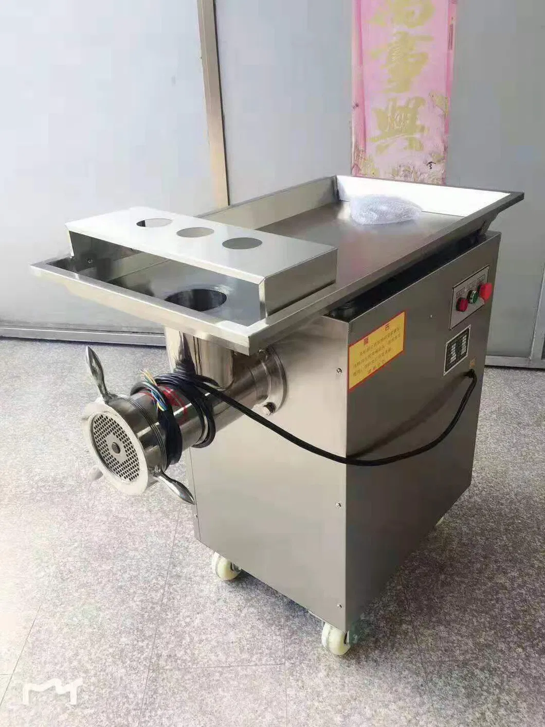 Dimensões detalhadas da máquina de corte industrial para moer carne