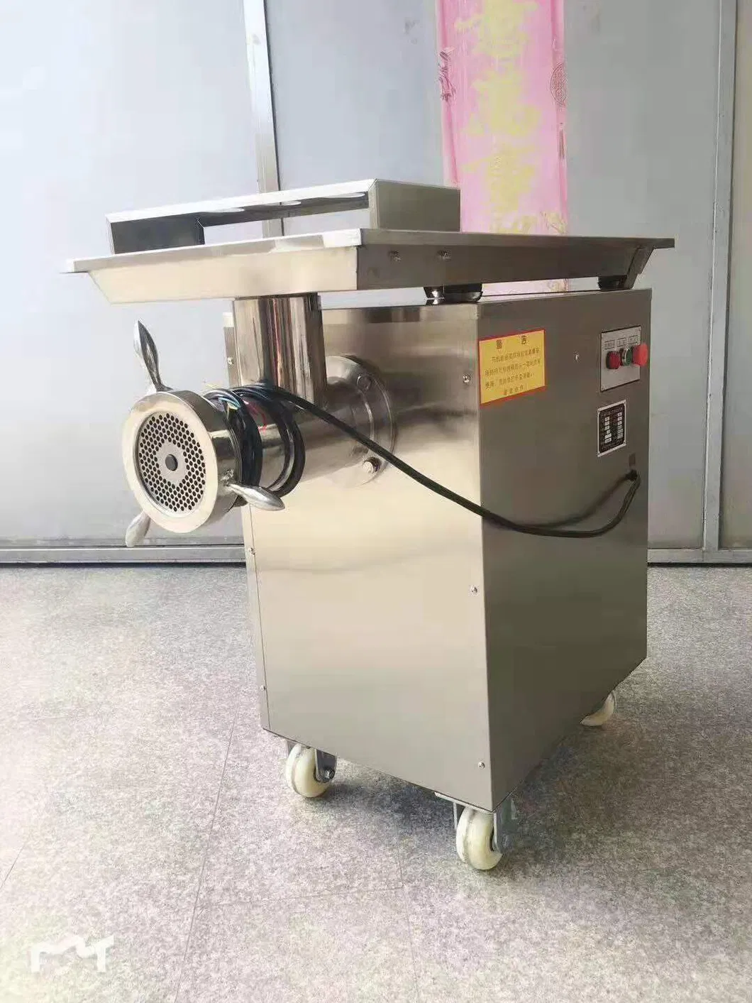 Especificações da máquina de corte industrial para moer carne