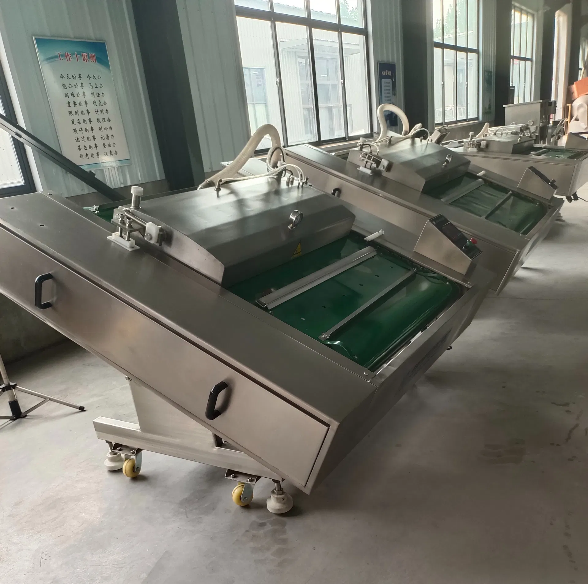 Equipamento de Embalagem a Vácuo Rolante Contínuo para Carne, Frutos do Mar e Milho