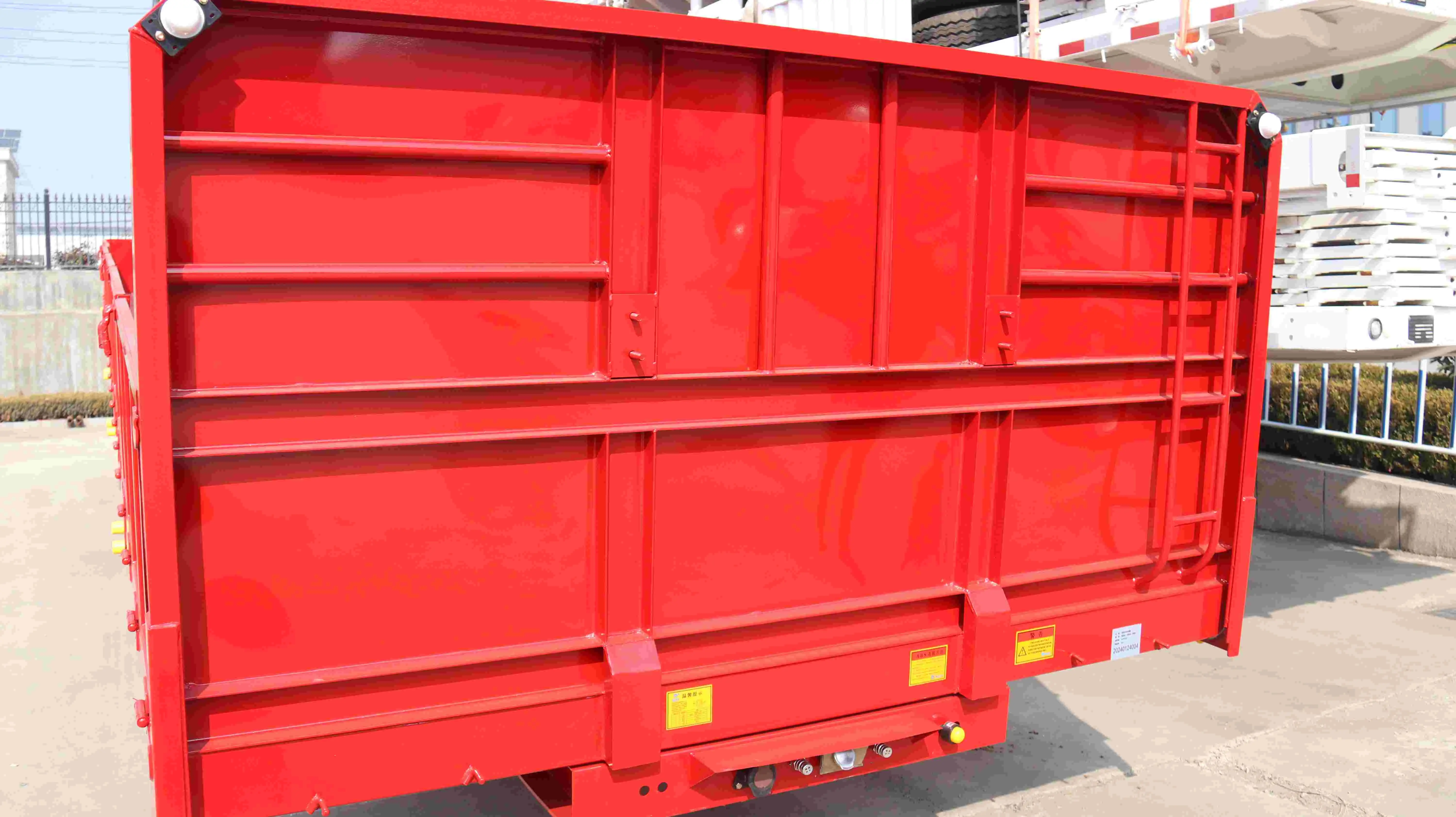 Side Dump Semi Trailer View 2