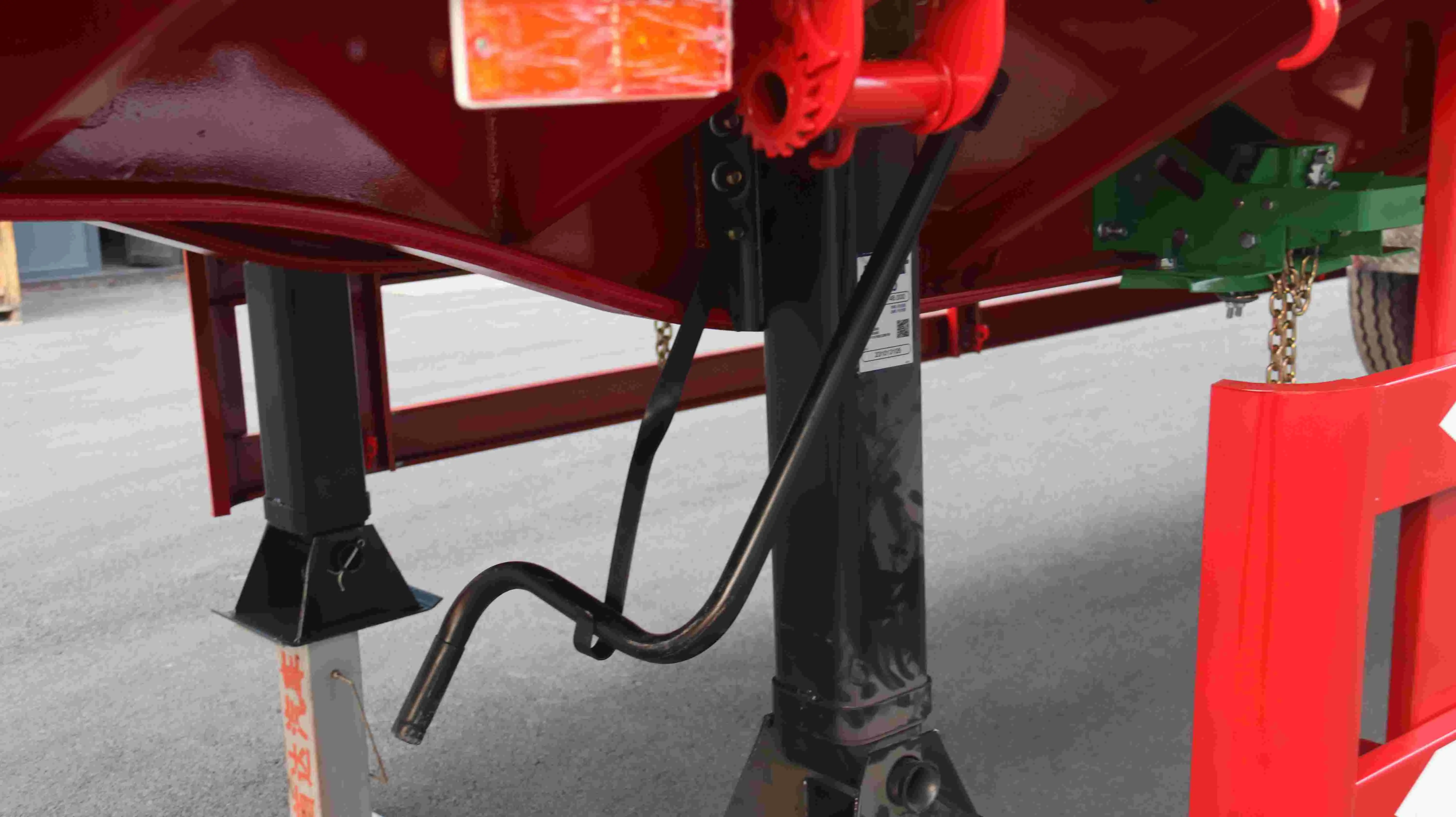 Side wall cargo semi trailer details