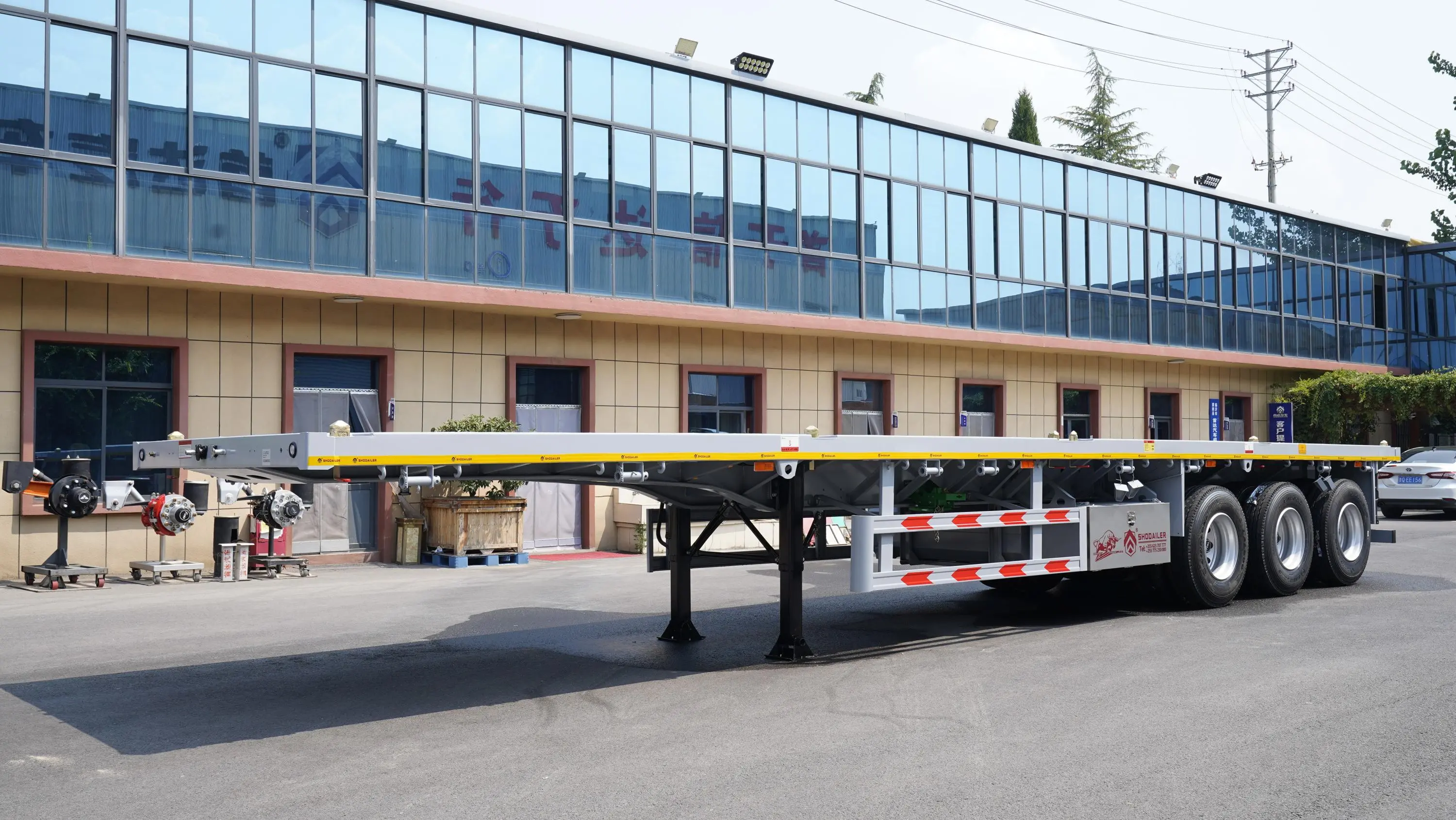 Adaptive Flatbed Semi Trailer