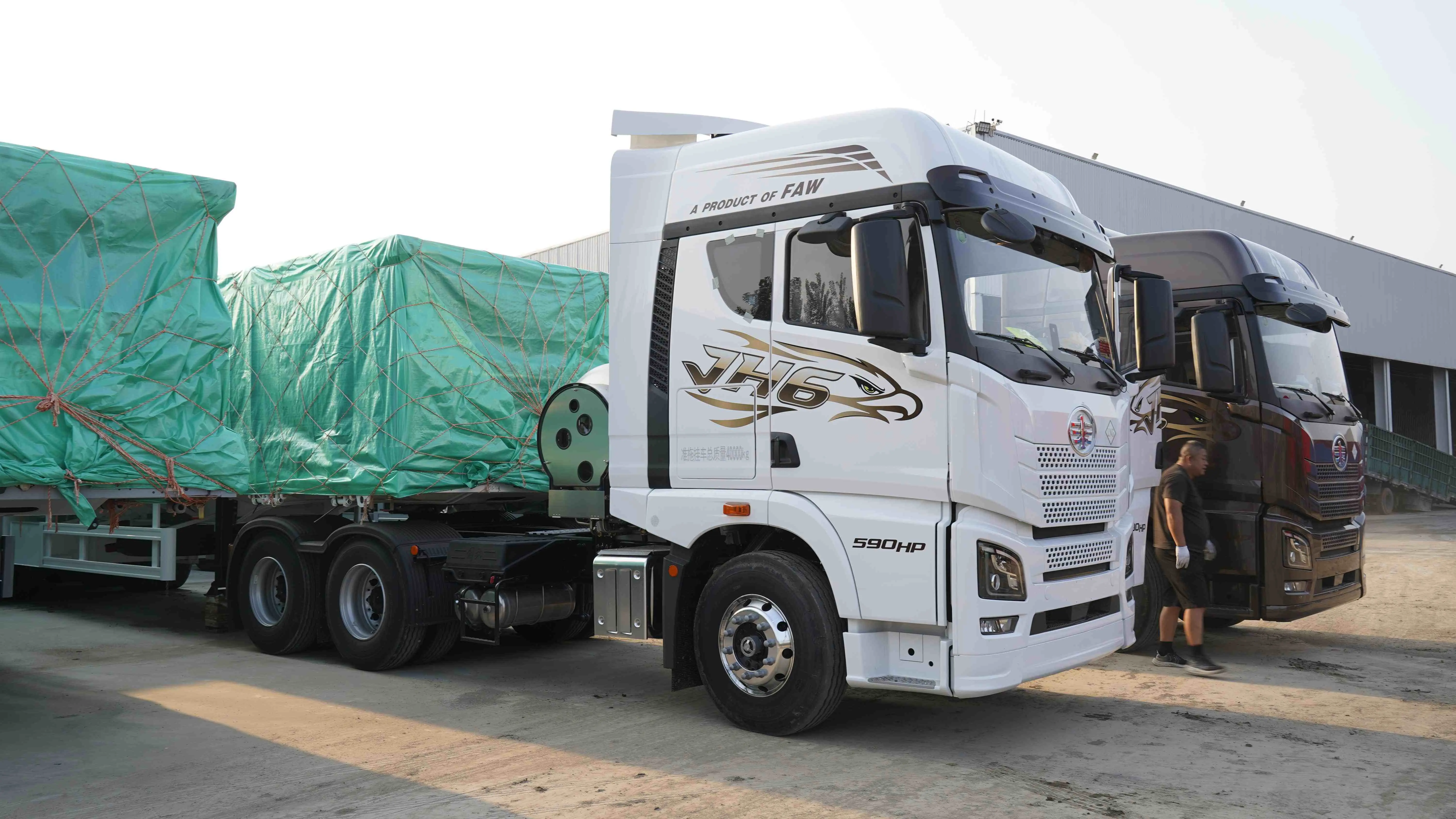 Lightweight flatbed