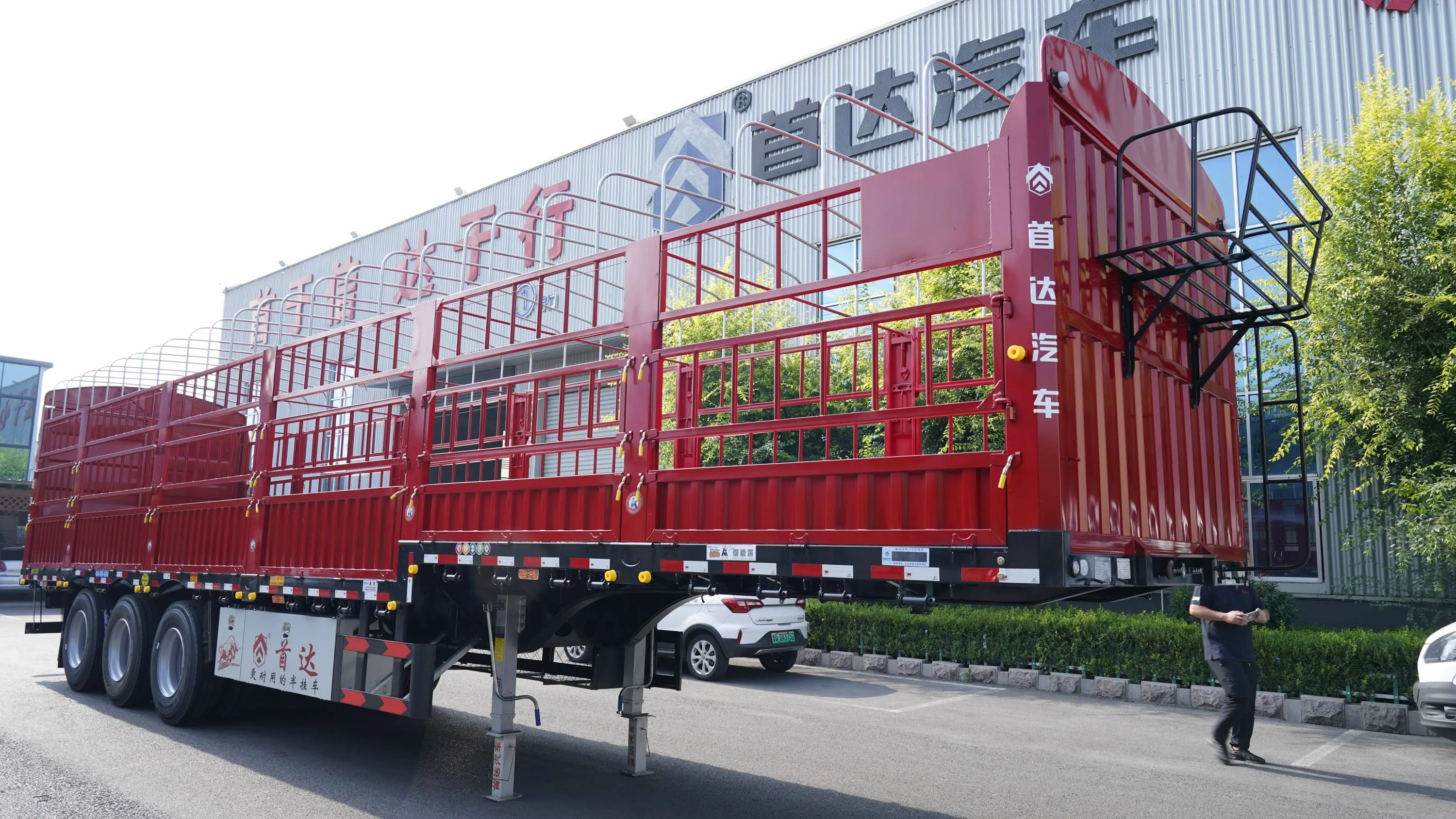 High-Quality High-Strength Steel Fence Semi Trailer Supplier, Factories