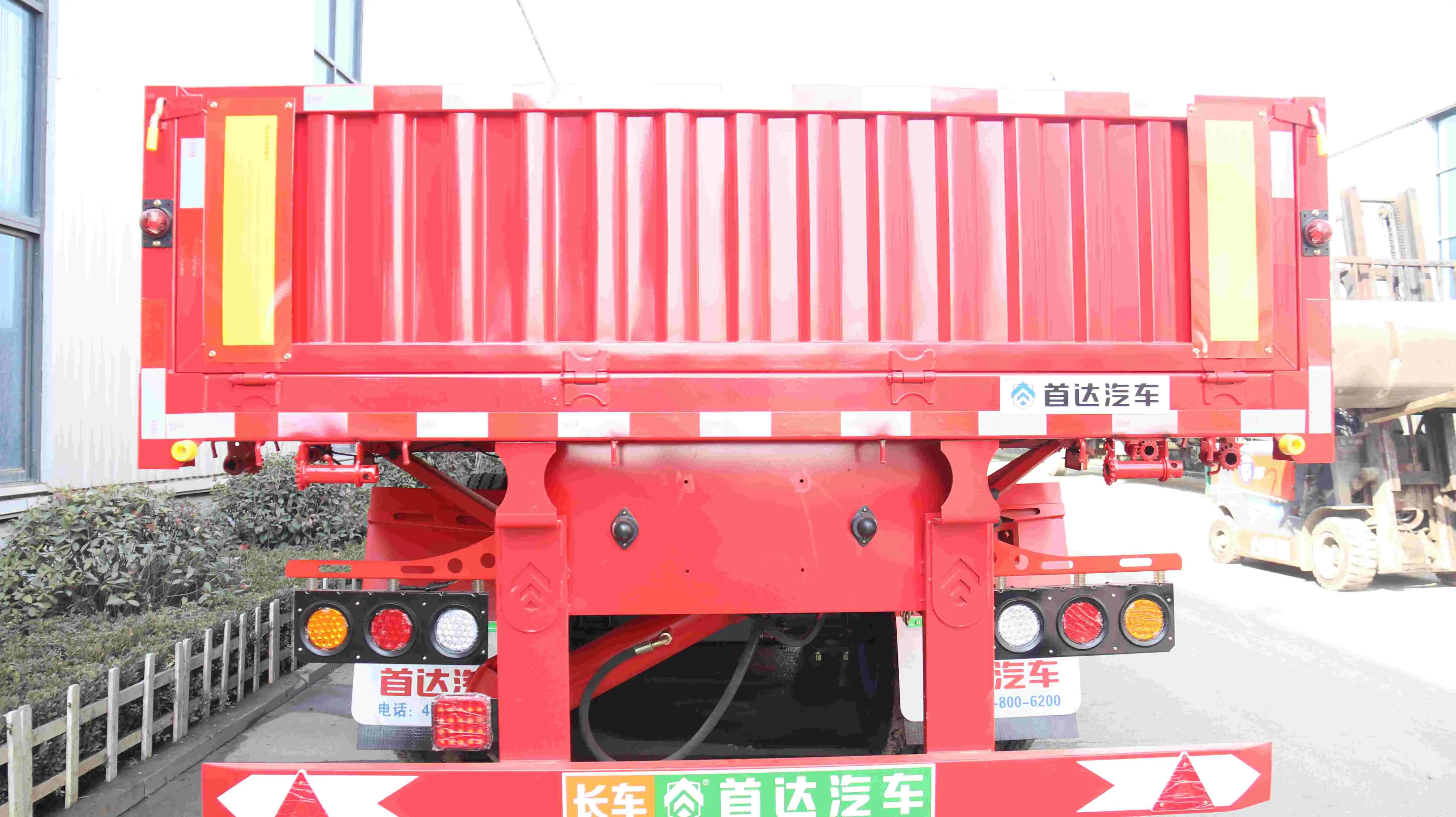 Side Dump Semi Trailer View 1