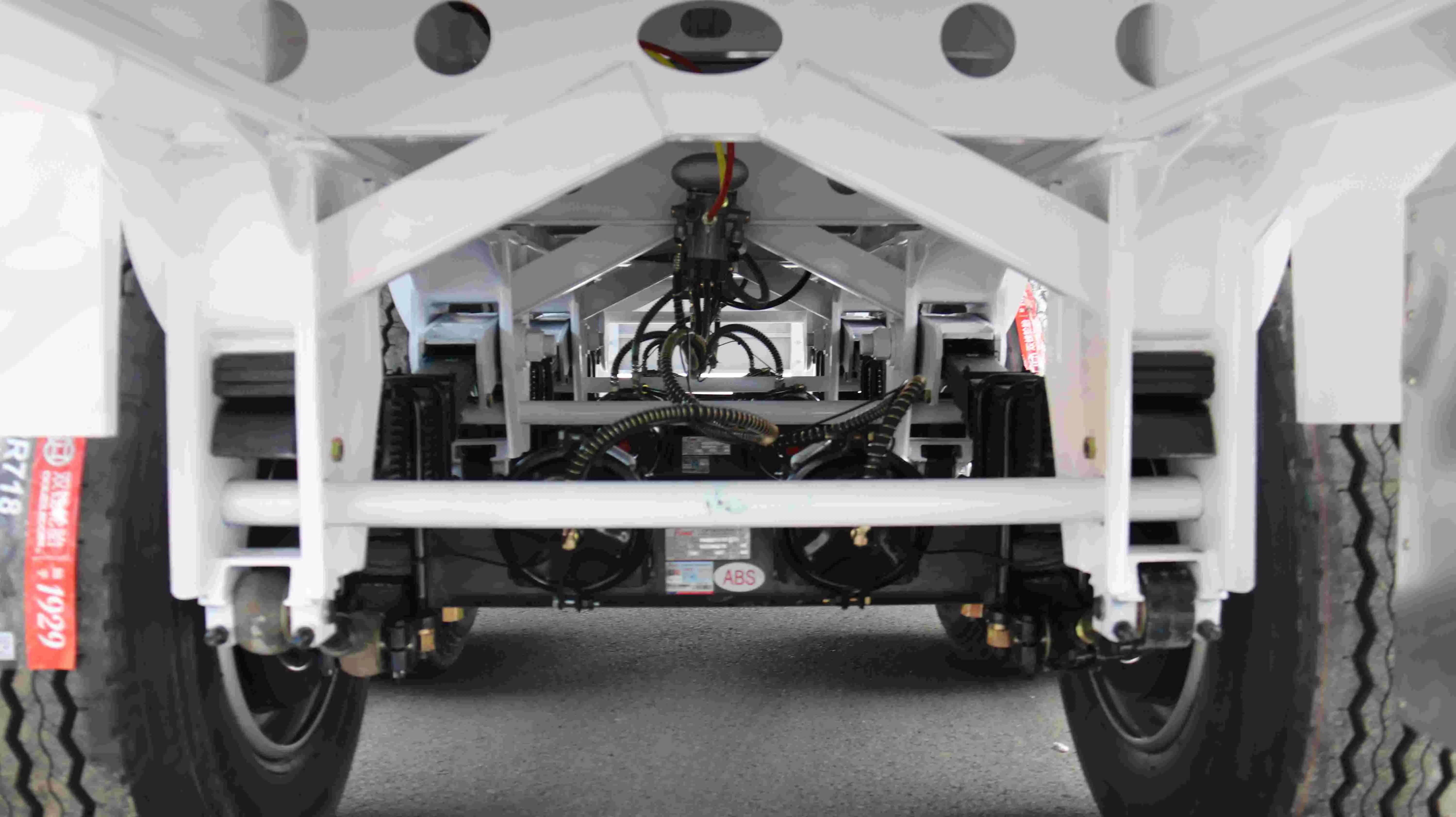 Flatbed semi trailer 1