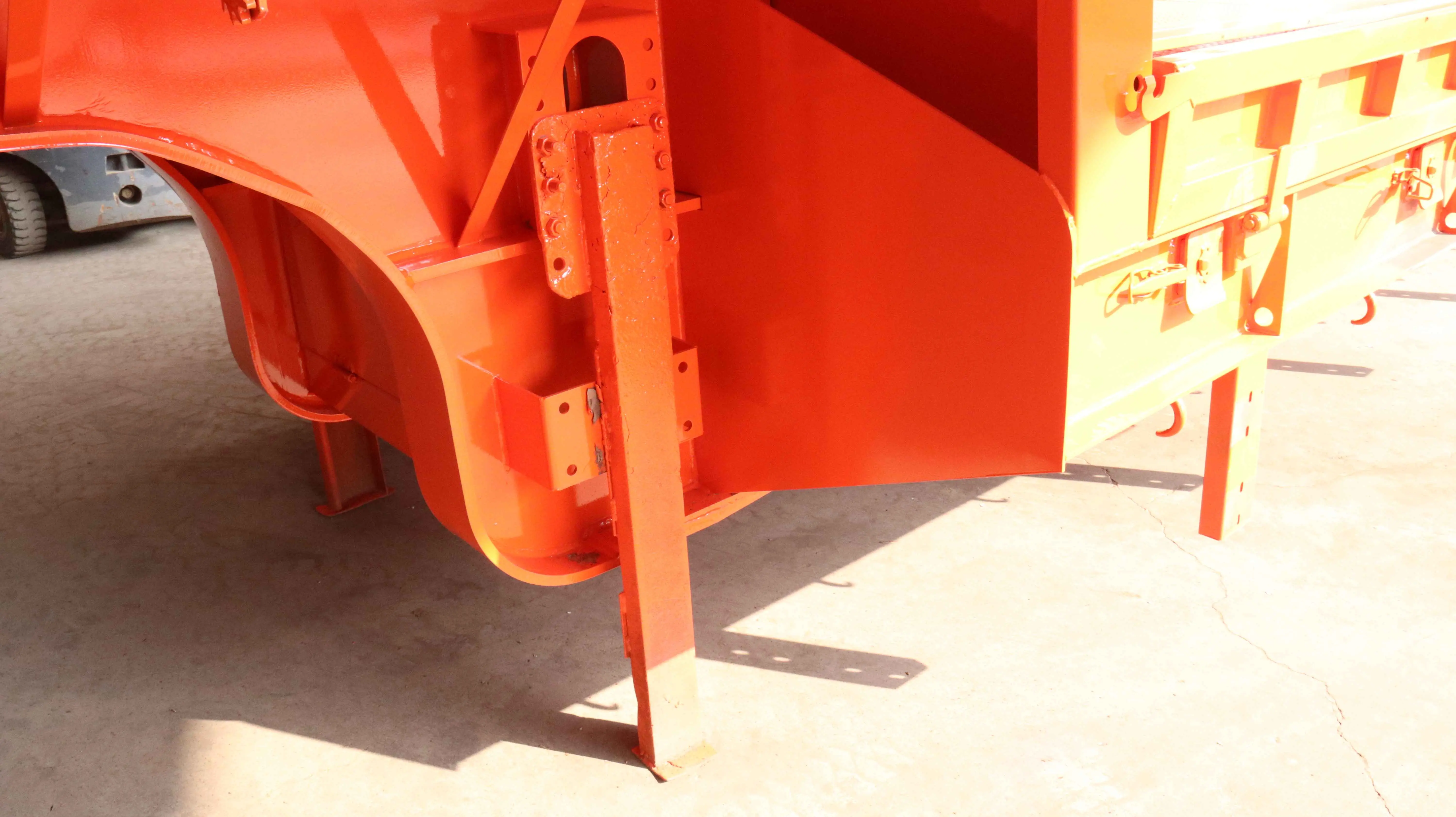China High Quailty Heavy Duty LowBoy Trailer Manufacturers, Suppliers