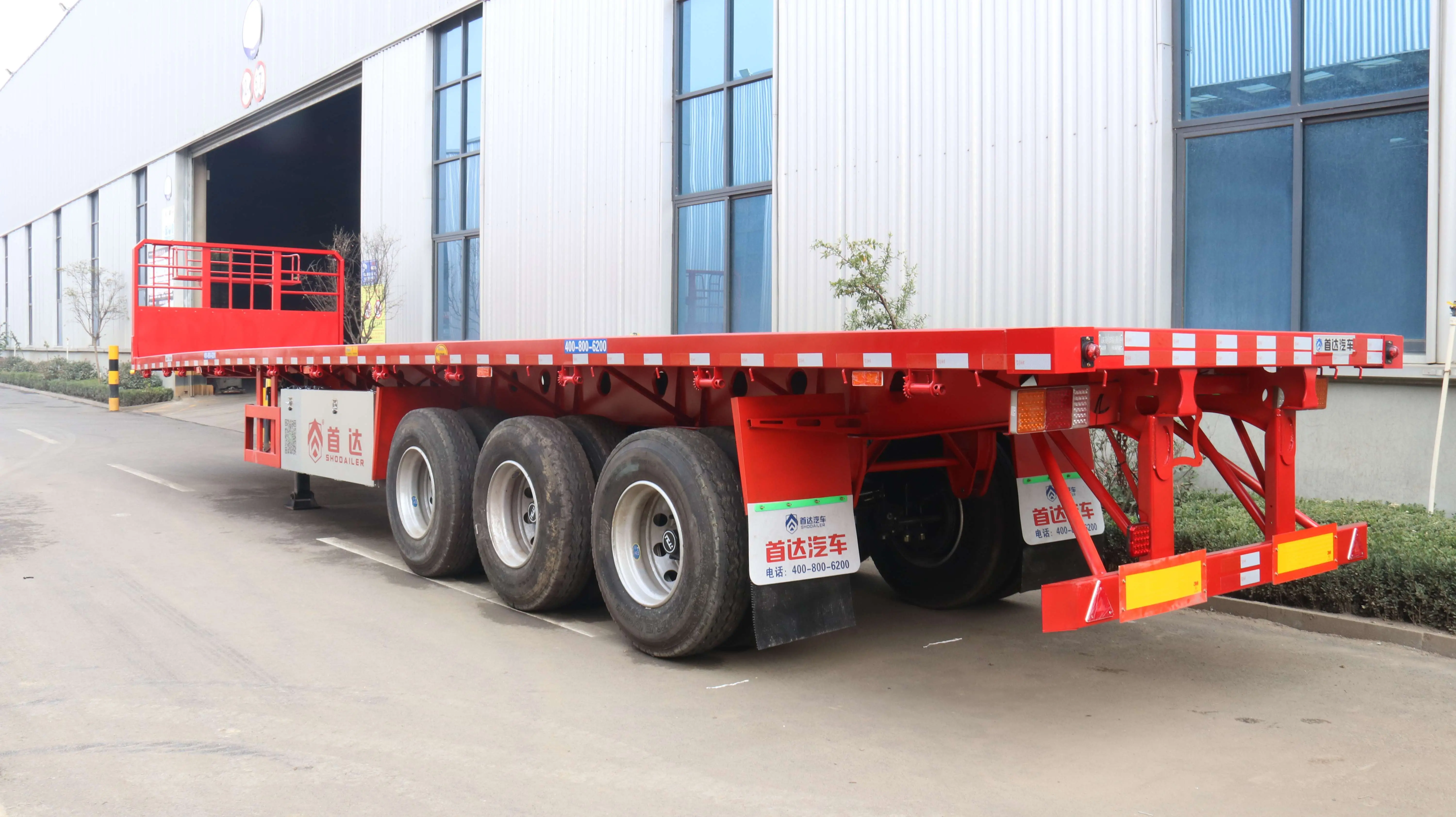 High-Quality 2024 3 Axle 40 FT  Container Transport Flatbed Truck Trailer Supplier, Factories