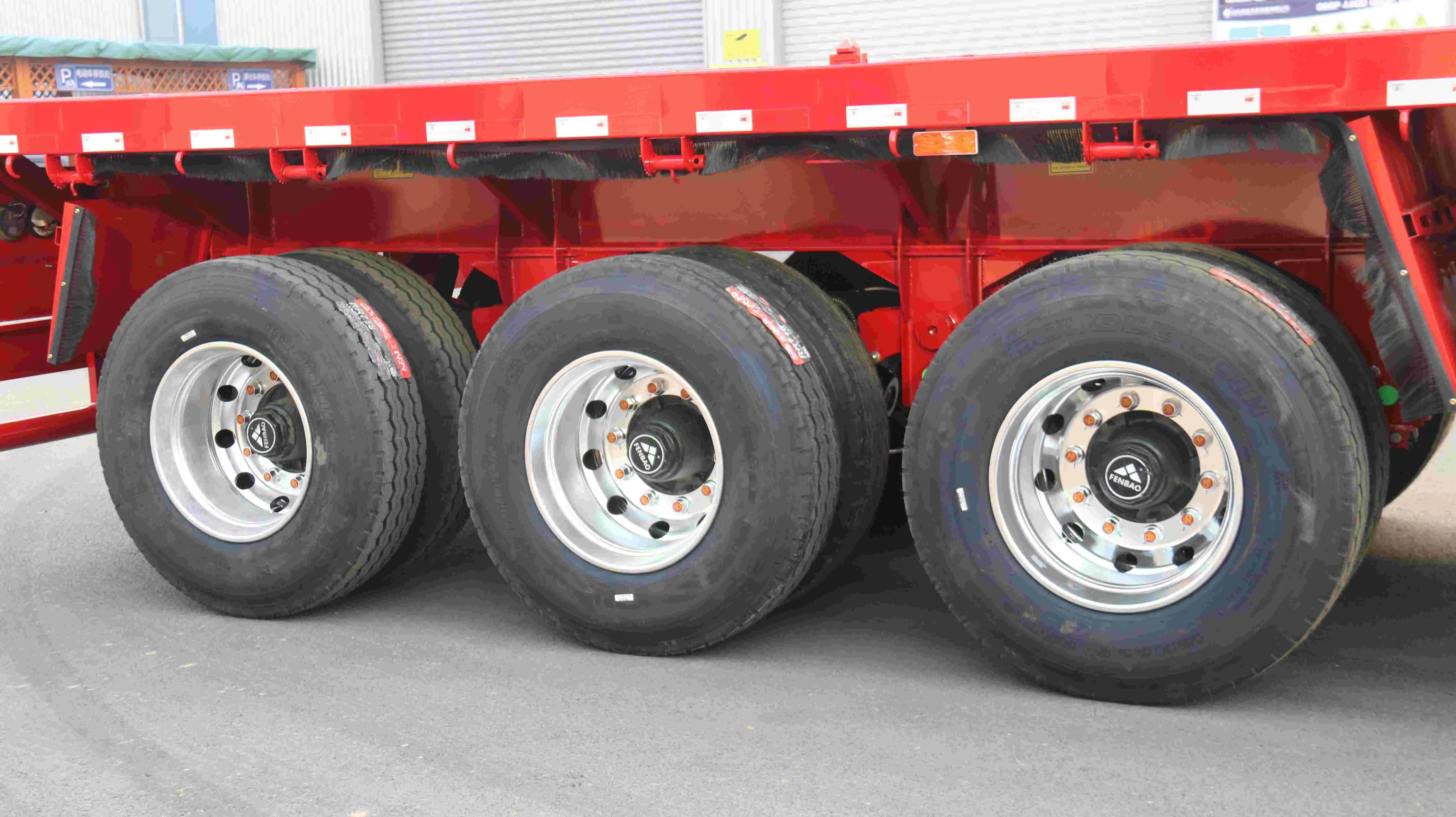 China The Secend Flatbed Semi Trailer Exported To The Philippines in the near future has been completed Supplier, Suppliers