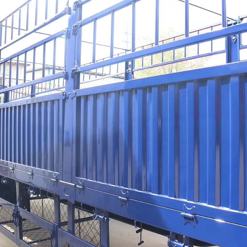 China Fence Semi trailers for transporting livestock Factory, Factories