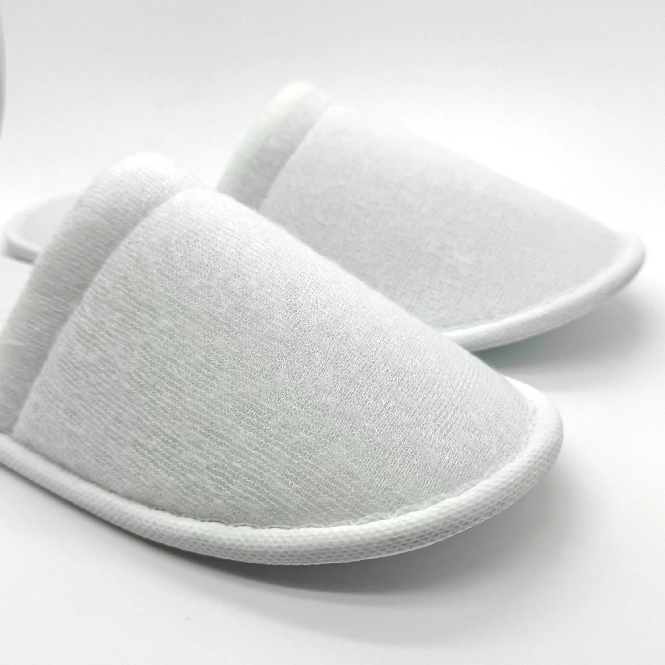 Pull Plush White Disposable Hotel Slippers for Wholesale Distribution 04