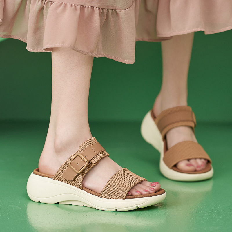 Women's Summer Slippers Thick Sole Comfortable Beach Sandals Sport Platform Flats