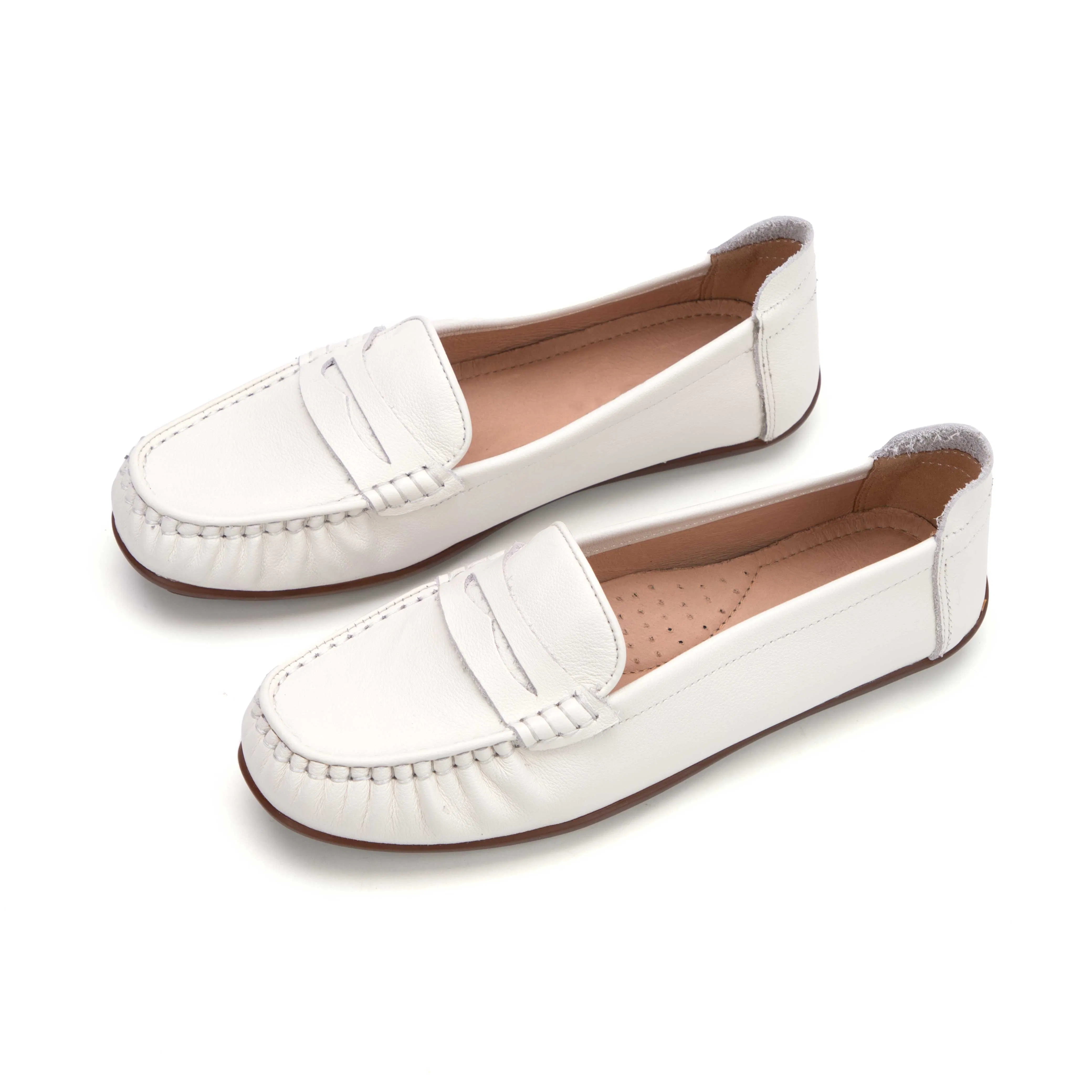 Wholesale Custom Dropshipping Plus Size Pure Leather Soft Breathable Women Penny Slip on Loafers in Black Moccasins Nurse Work Shoes Factory