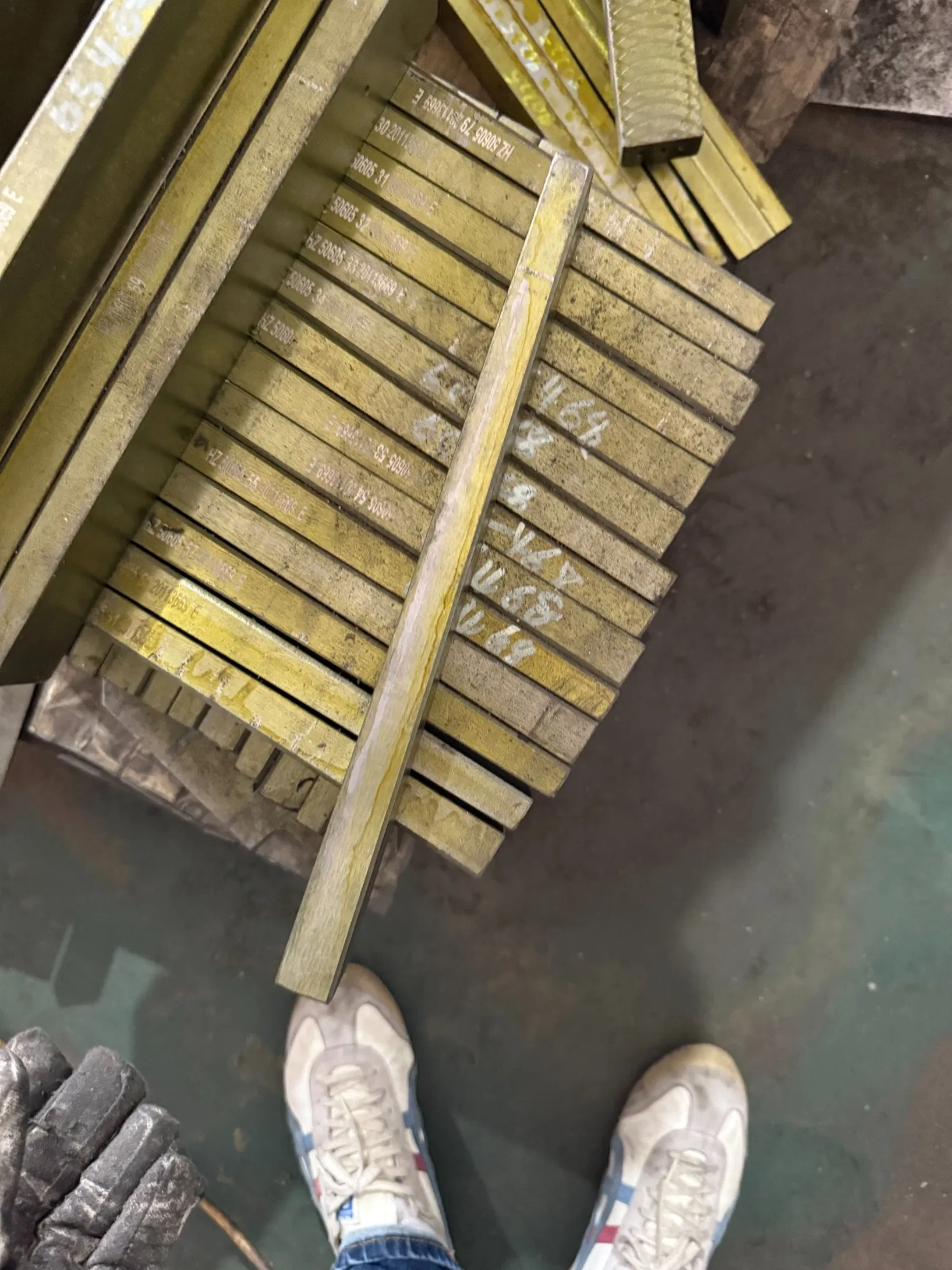 Customized Inserts, Inclined Irons, Iron Bars, Iron Stoppers and Iron Presses for Various Machine Tools. One Piece of Customized Inserts, Gib, Wedge M65468