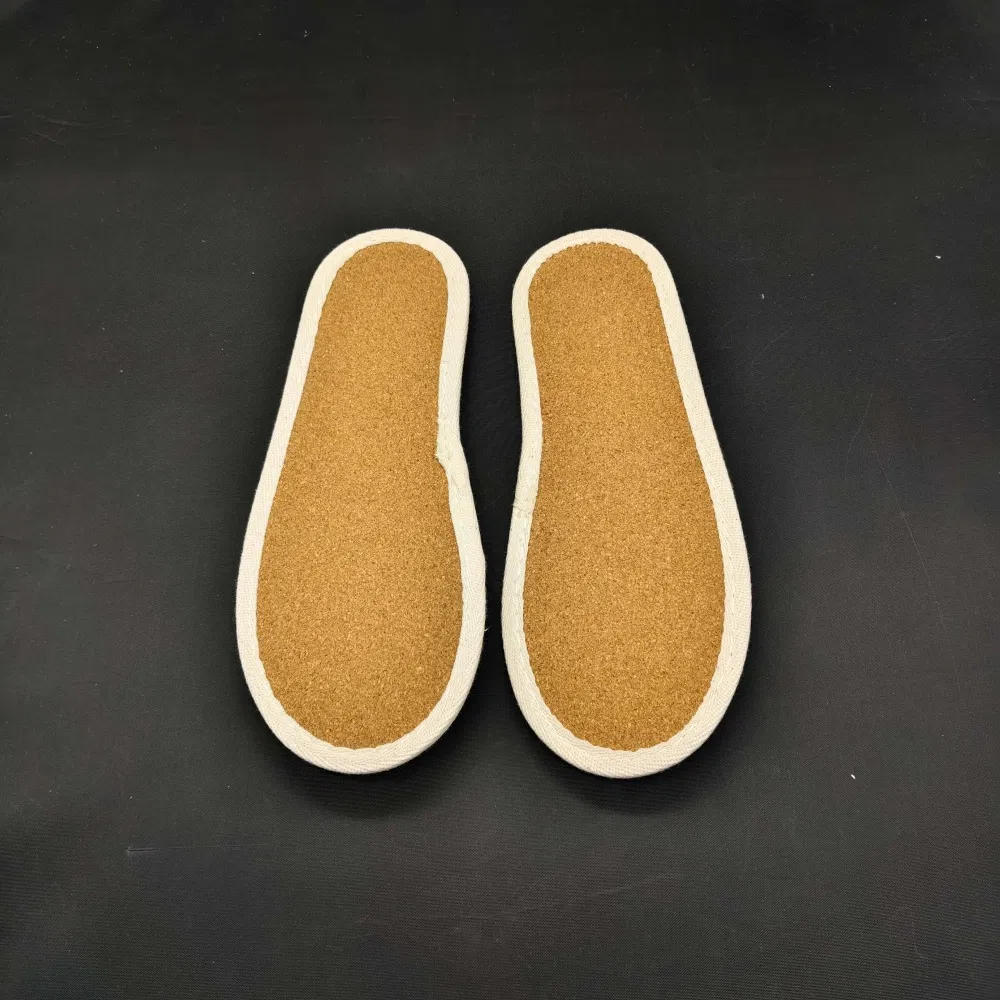 Factory Price Quiet Breathable Plush Indoor Slippers for Motels