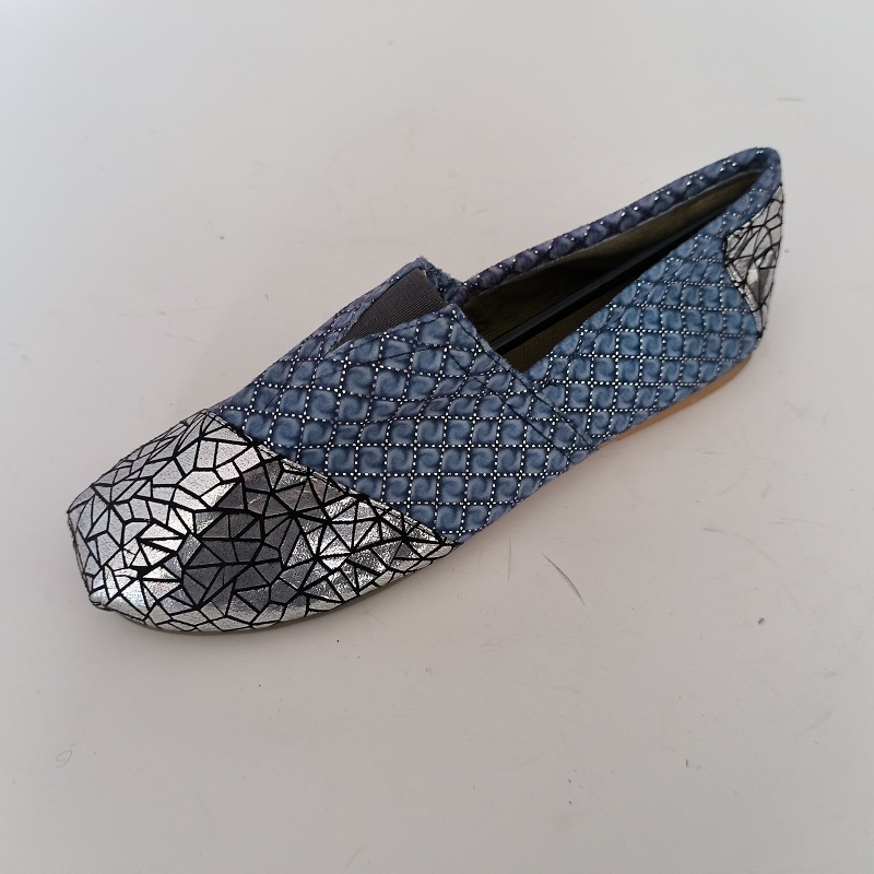 Blue &amp; Silver Geometric Pattern Slip-on Flats