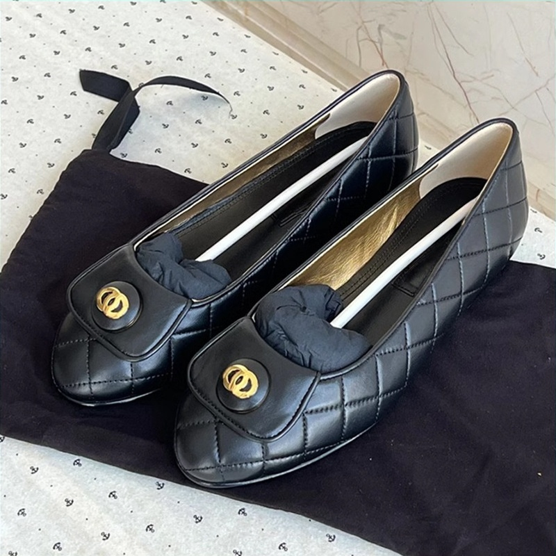 Women's Quilted Leather Gold Logo Ballet Flats, Anti-Slip Square-Toe Slip-on Casual Loafers