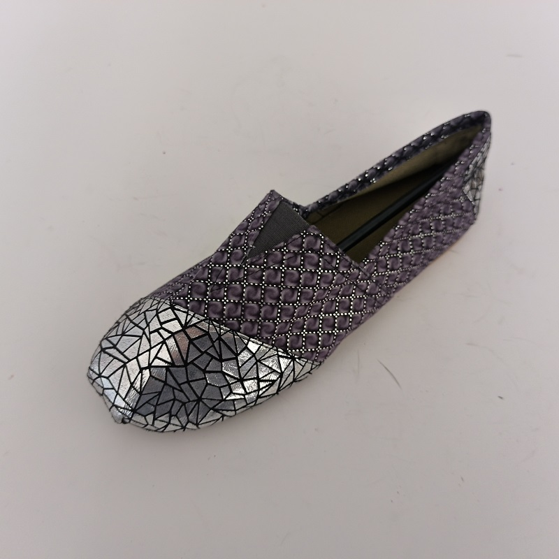 Purple &amp; Silver Geometric Pattern Slip-on Flats