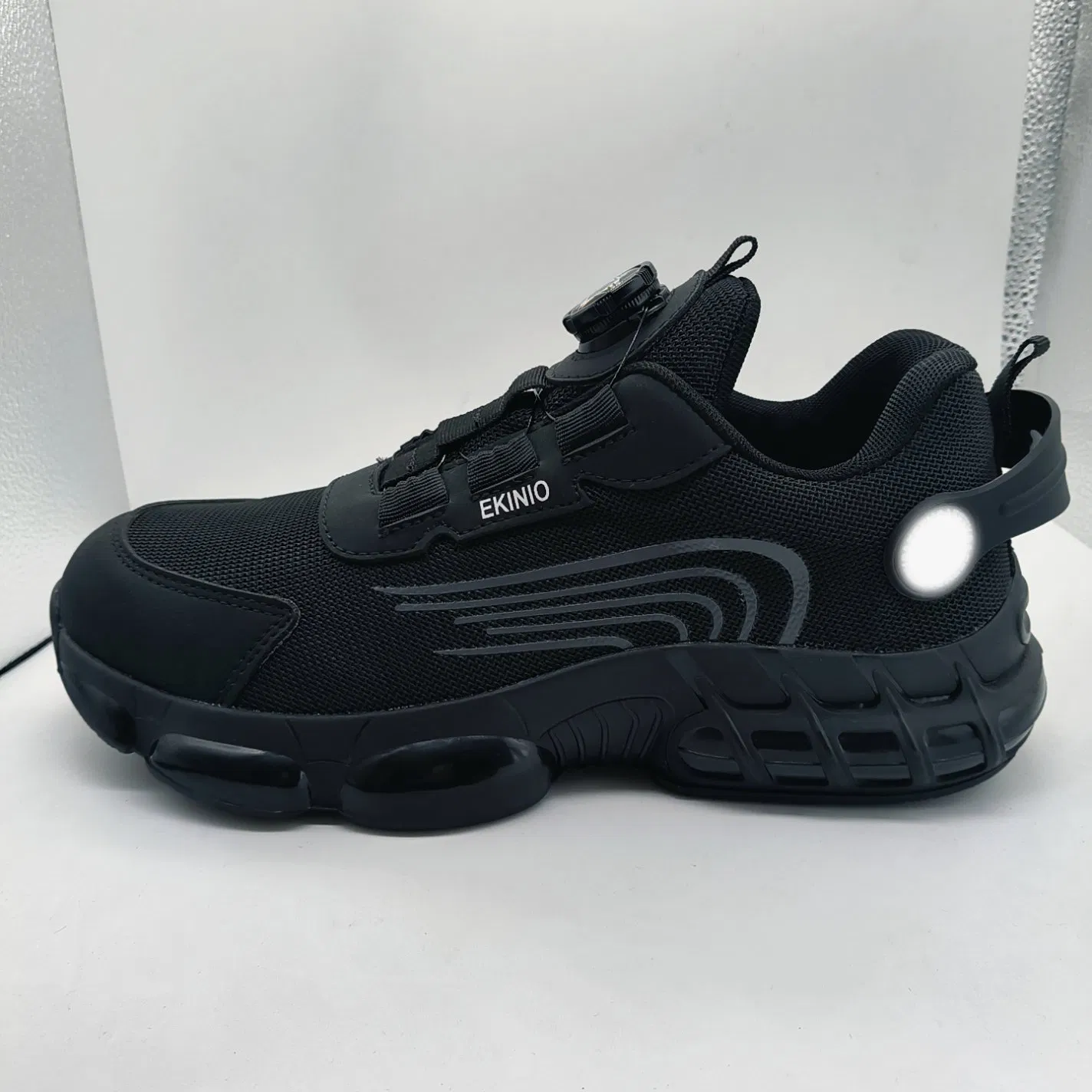 Trendy Lightweight Sport Sneakers for Ultimate Comfort and Durability