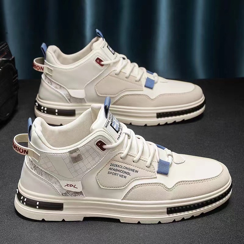 Fashion Trend Sneaker Shoes for Men Simple Design Casual Daily Wear