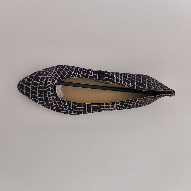 Black &amp; Pink Grid Pattern Pointed-Toe Flats