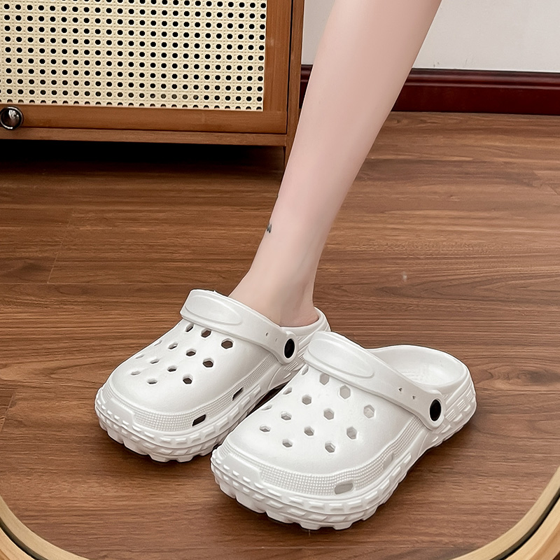 Breathable EVA Men Clogs Shoes Beach Sandals Slippers for Ladies and Men