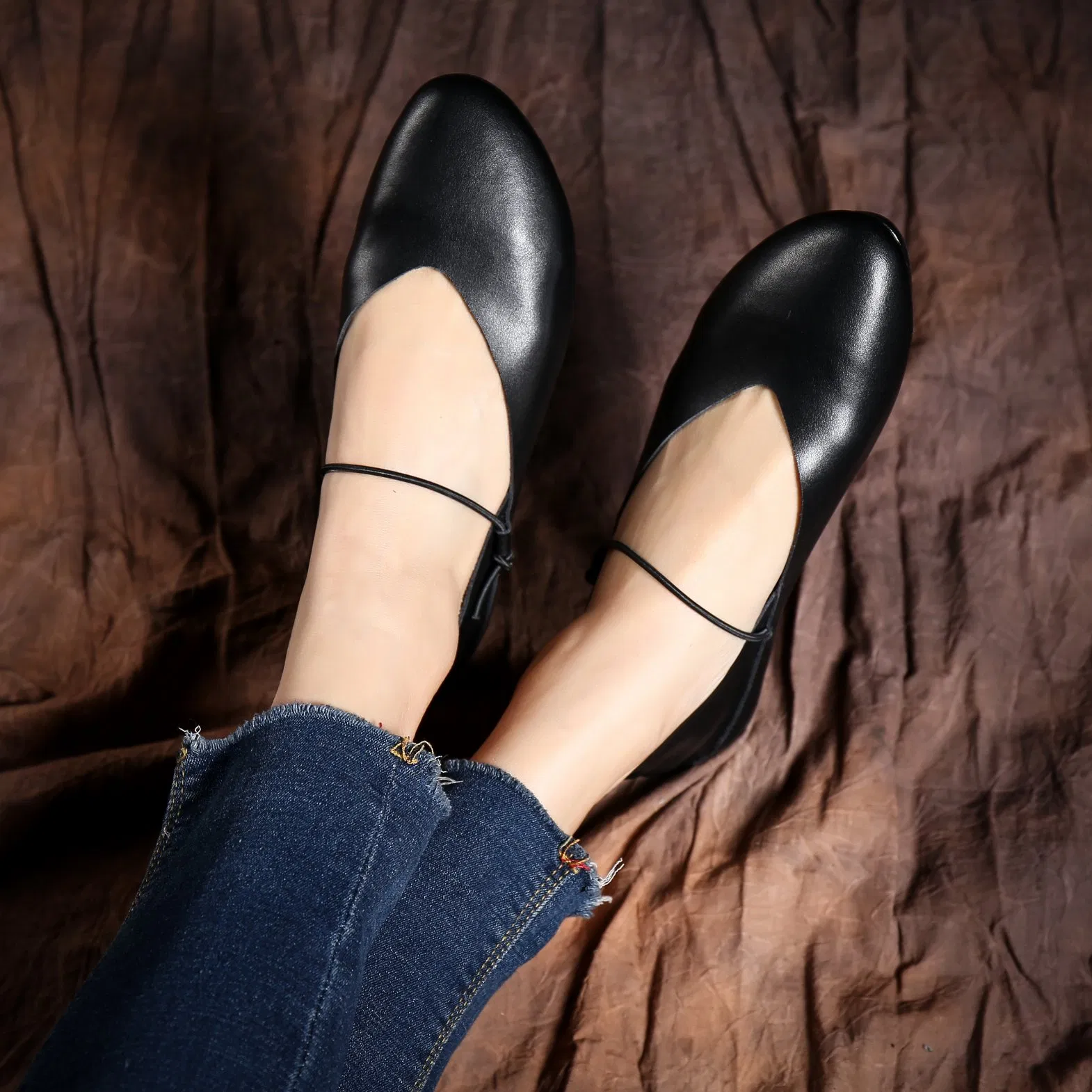 China Women's Shoes Factory Wholesale Walking Style Soft 100% Genuine Leather Flats for Women Sandals Ballet Flats Shoes Ladies