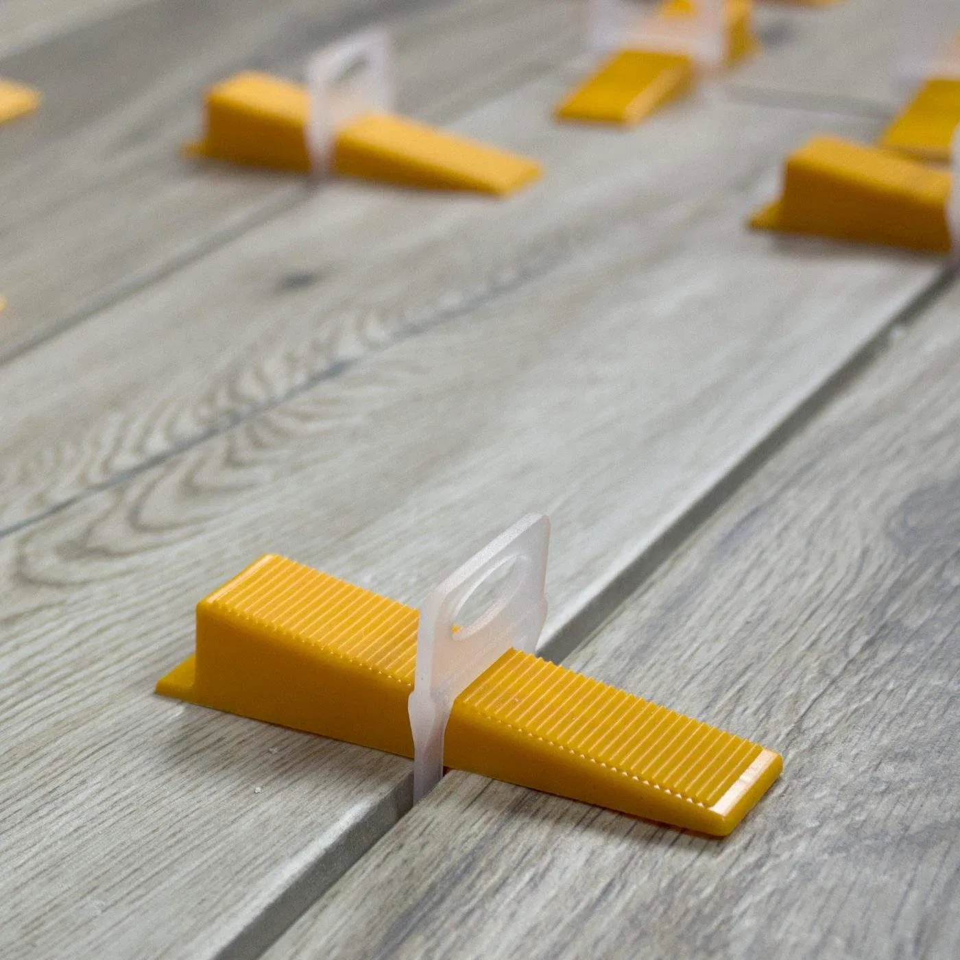 Premium Reusable Tile Leveling Wedges for Ceramic and Stone