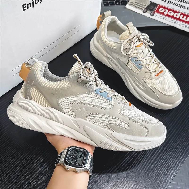Sneaker View 1