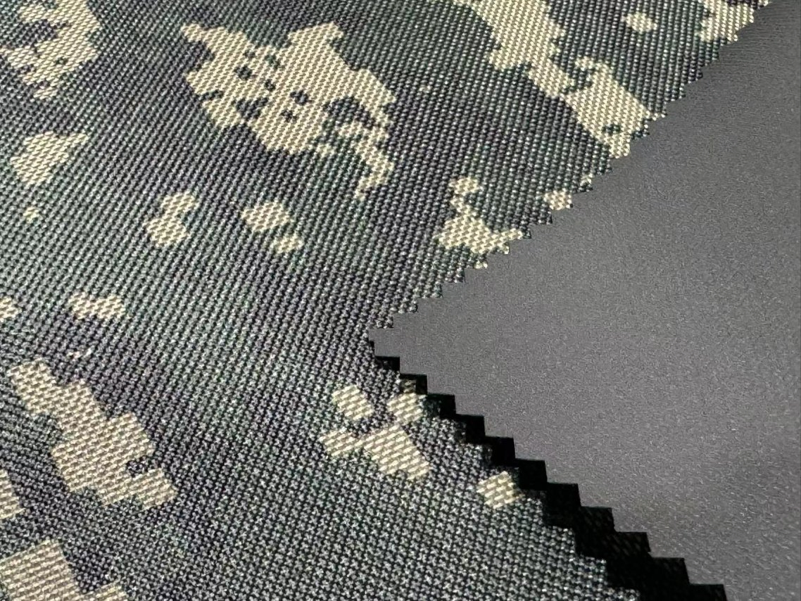 100% Polyester Camouflage Printed Oxford for Backpack with Coating Backside 57/58"