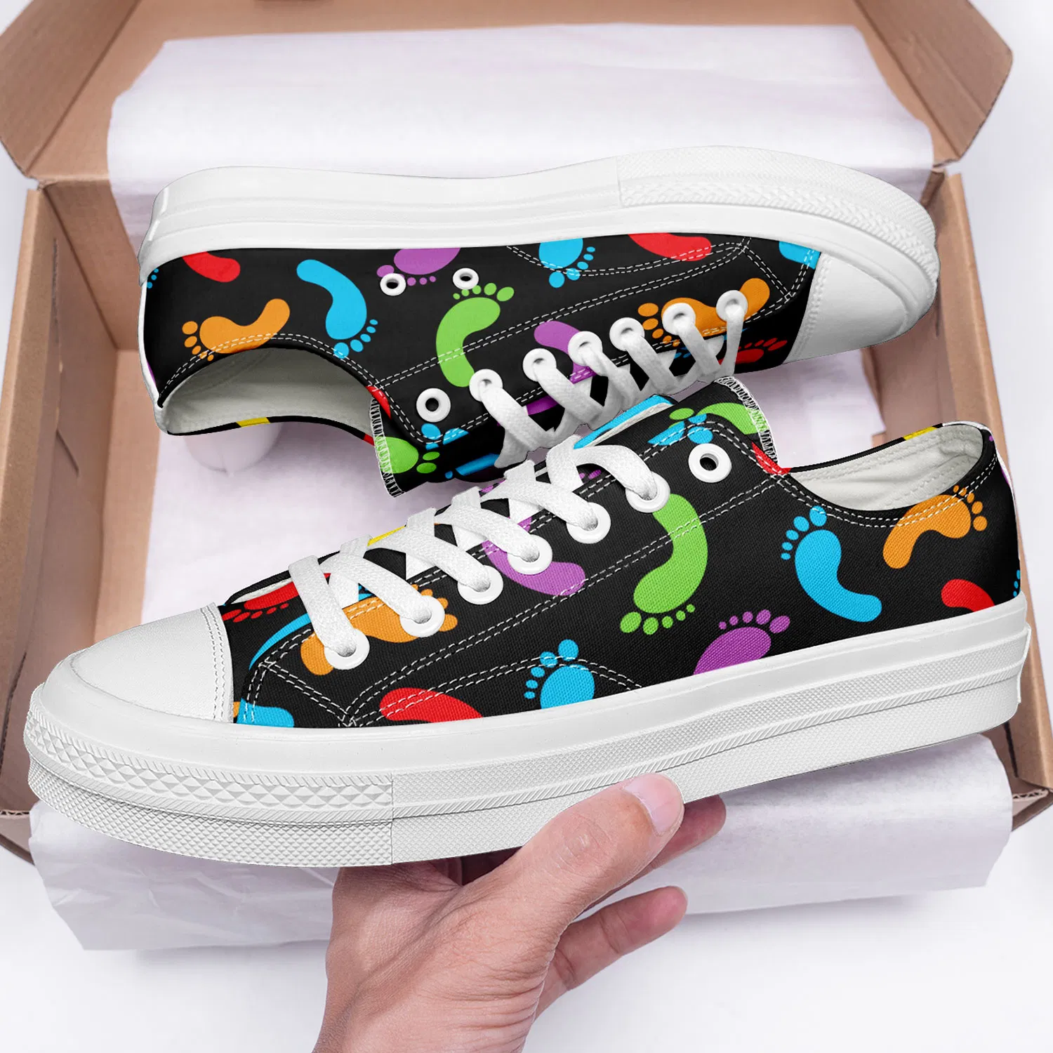 Trendy Custom High Top Skateboard Sneakers for Men