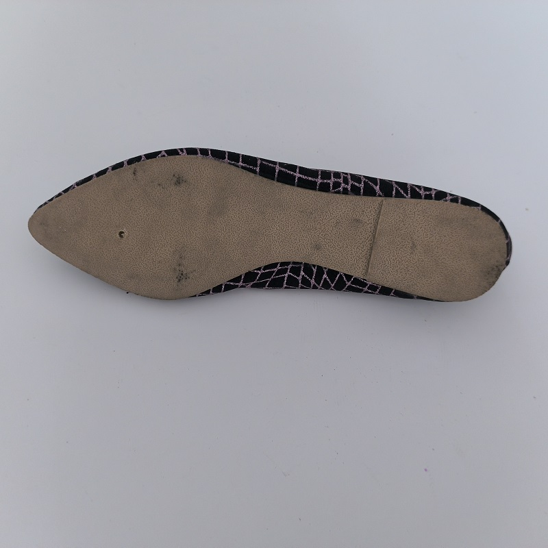 Black &amp; Pink Grid Pattern Pointed-Toe Flats