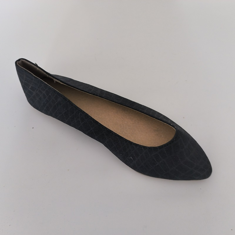 Black Crocodile Print Pointed-Toe Flats