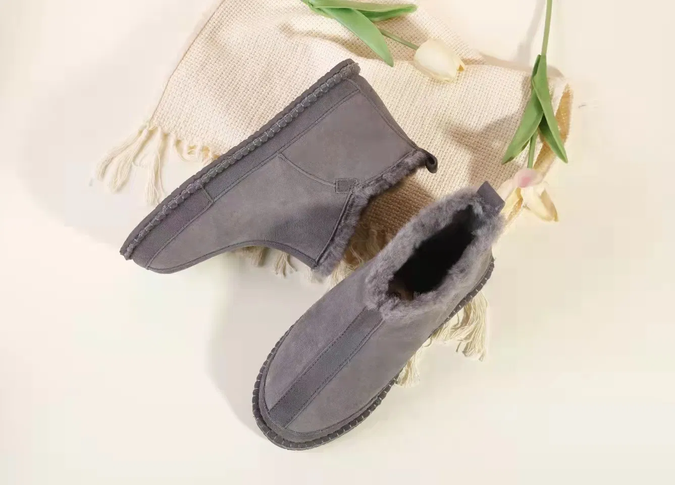 Best Selling Super Fuzzy Moccasins for Indoors Women Style